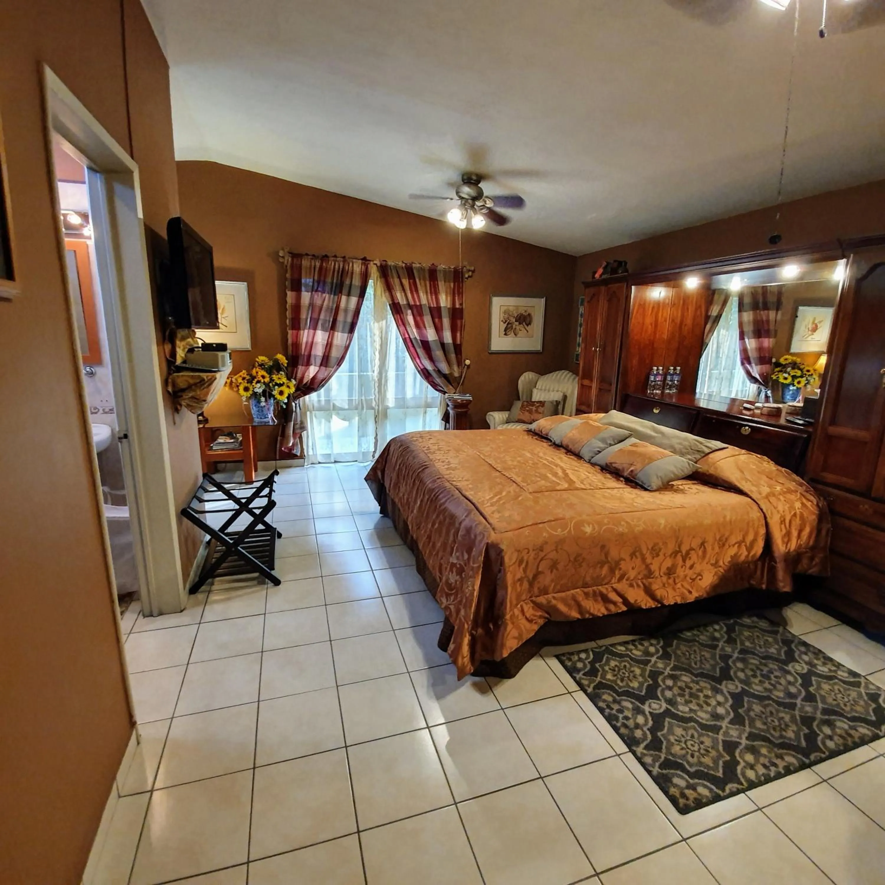 Bed in Dickinson Guest House, Guadalajara Expo