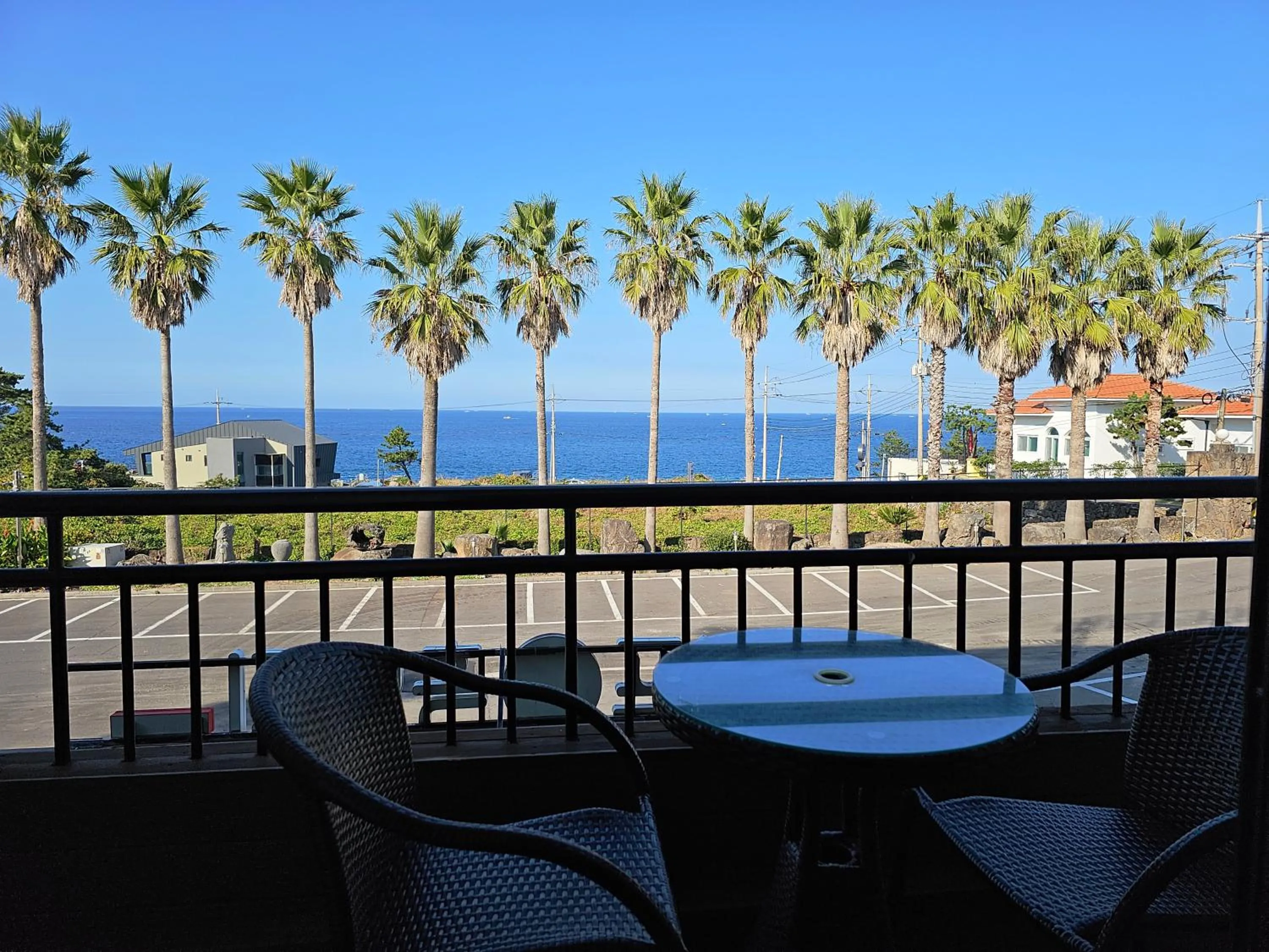 Sea view in Sea Cliff Hotel Jeju