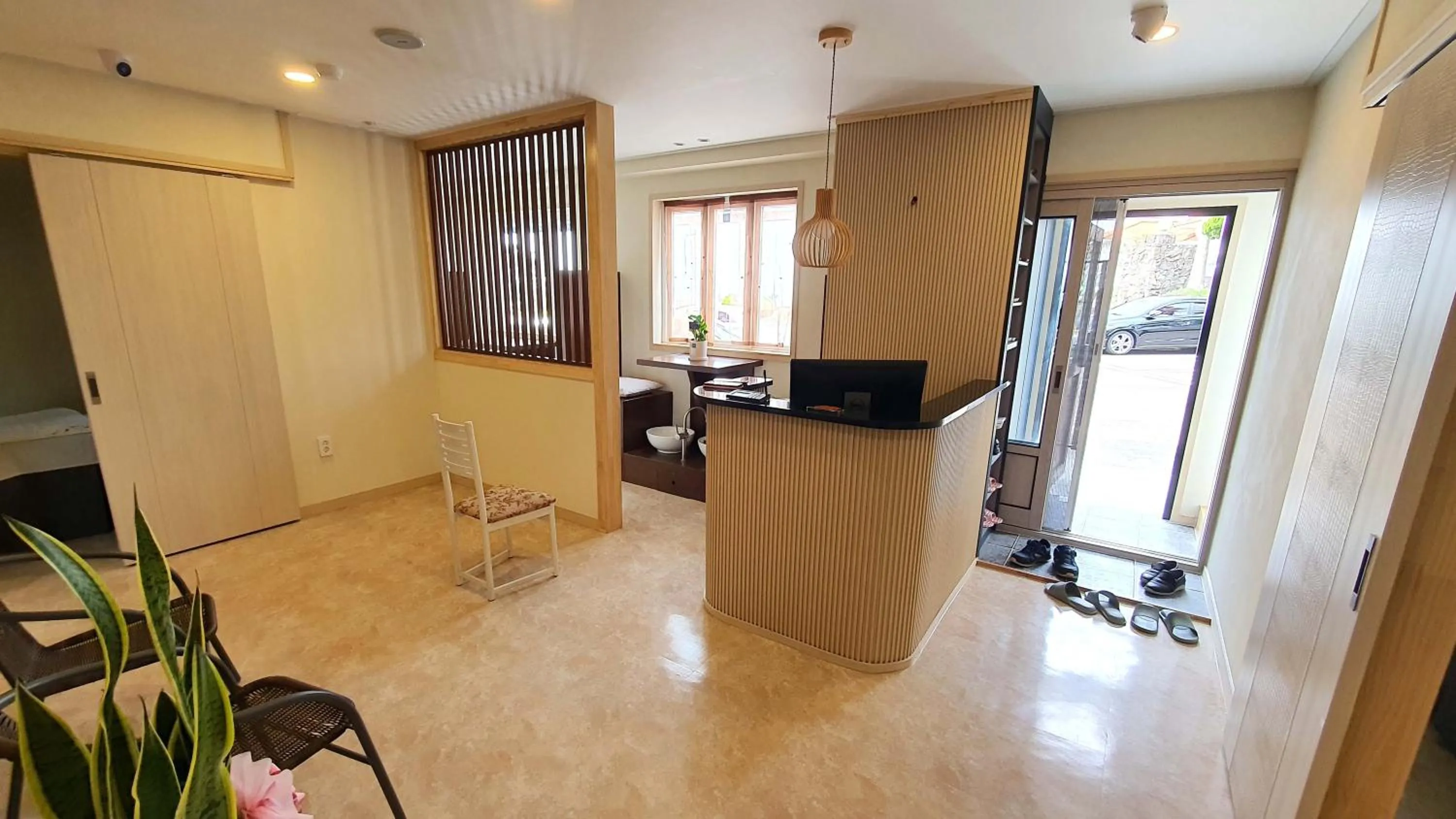 Massage in Sea Cliff Hotel Jeju