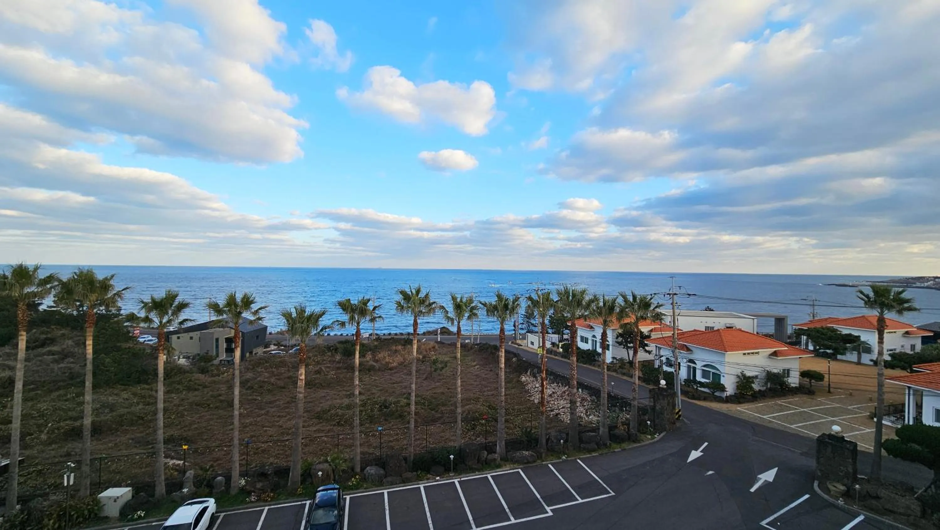 Property building in Sea Cliff Hotel Jeju