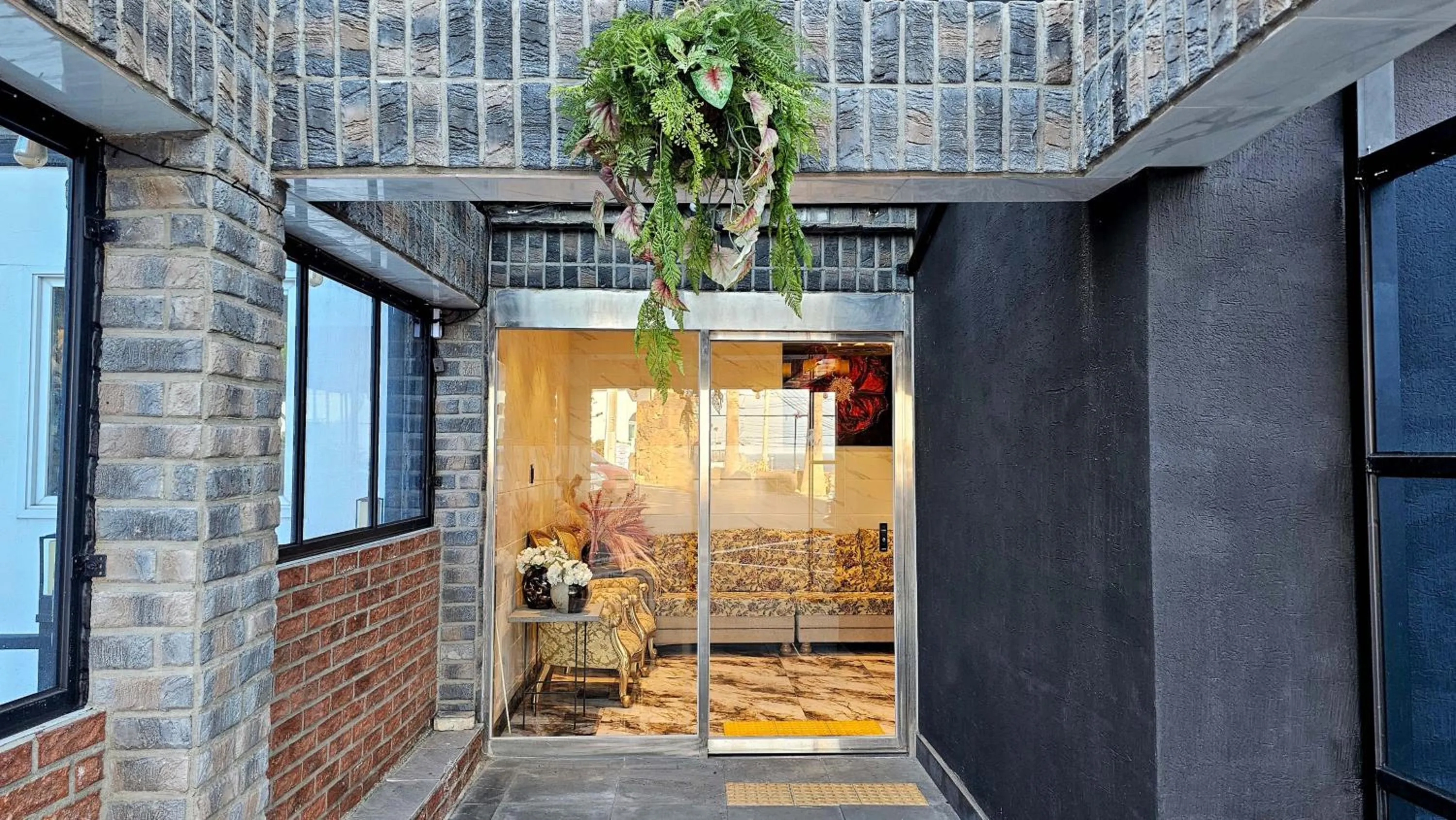 Property building in Sea Cliff Hotel Jeju