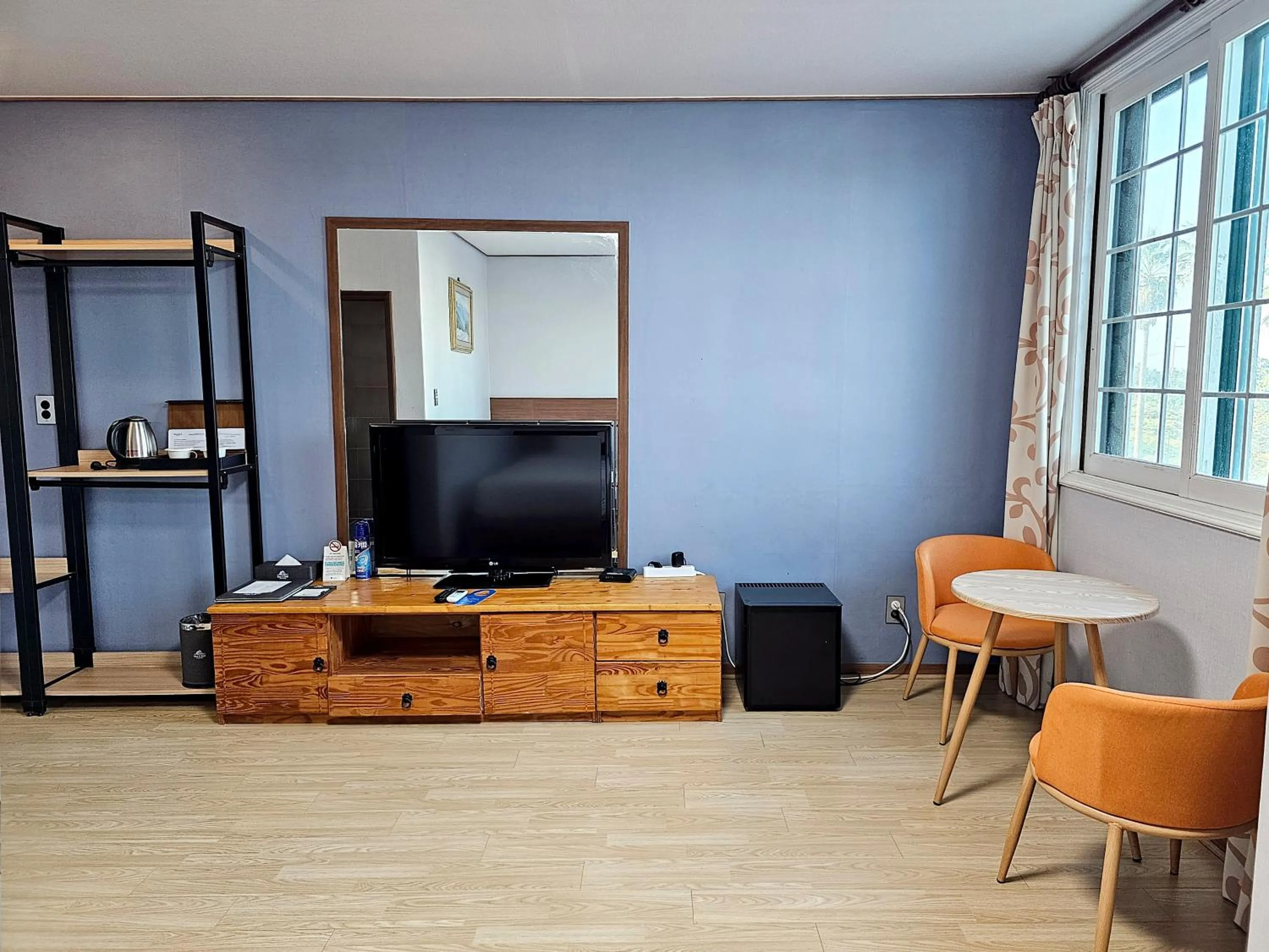 Decorative detail in Sea Cliff Hotel Jeju