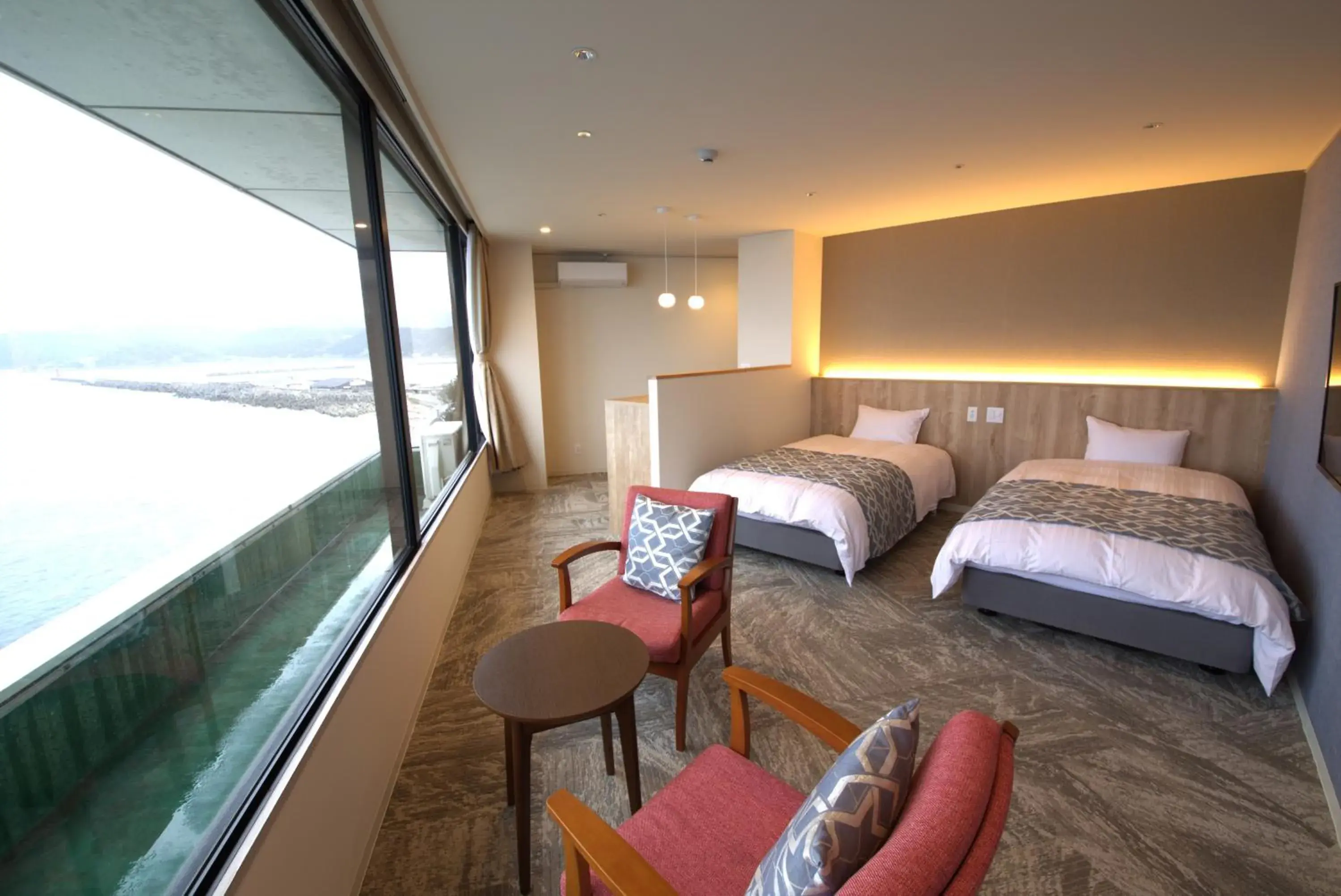 Deluxe Twin Room with Sea View - single occupancy - Non-Smoking in Wakayama Kada Onsen Kada Kaigetsu (ex. Azumaya Seaside Hotel) Deluxe Twin Room with Sea View - single occupancy - Non-Smoking in Wakayama Kada Onsen Kada Kaigetsu (ex. Azumaya Seaside Hotel)