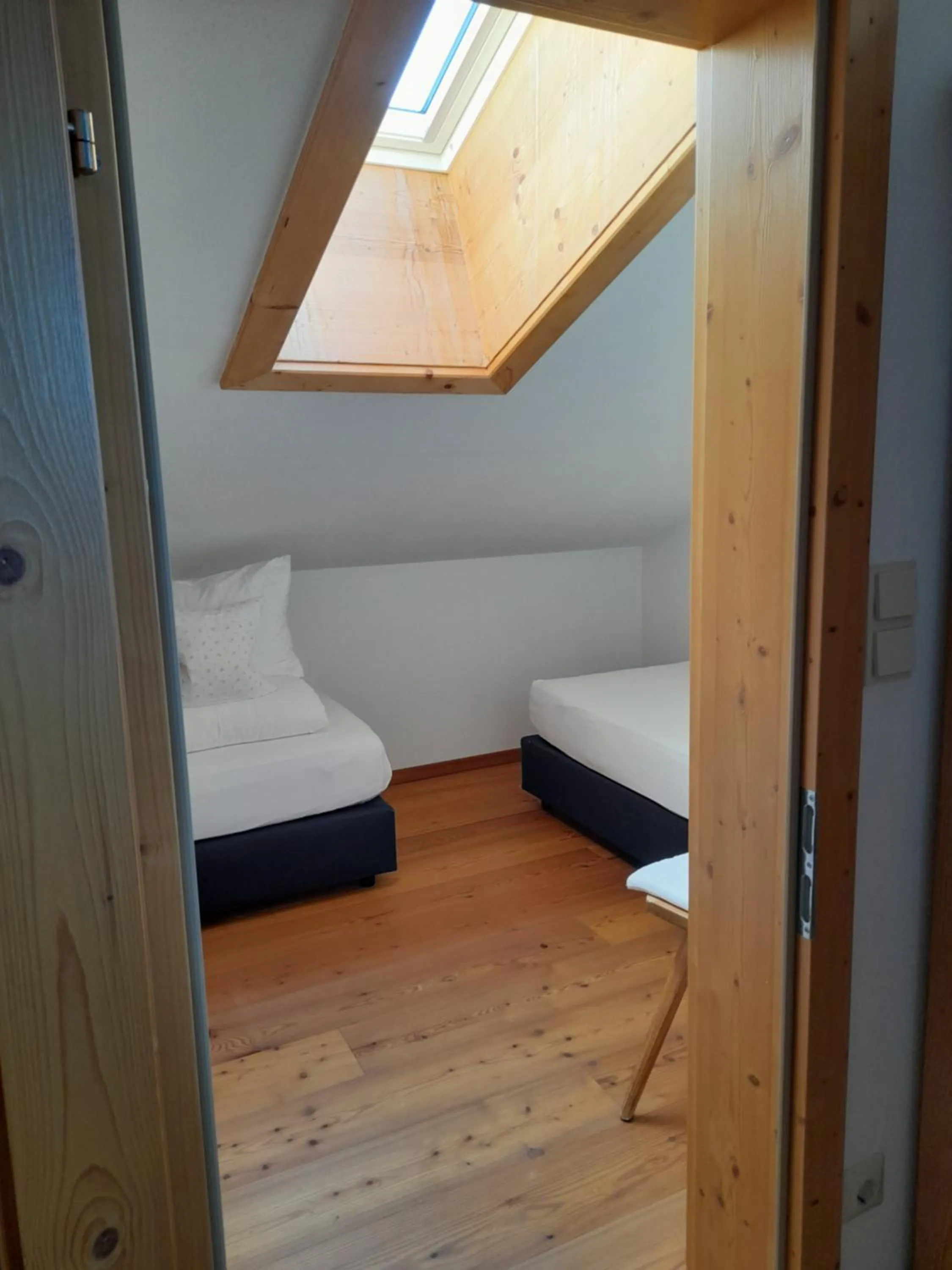 children, Bed in Gästehaus Bergstüberl