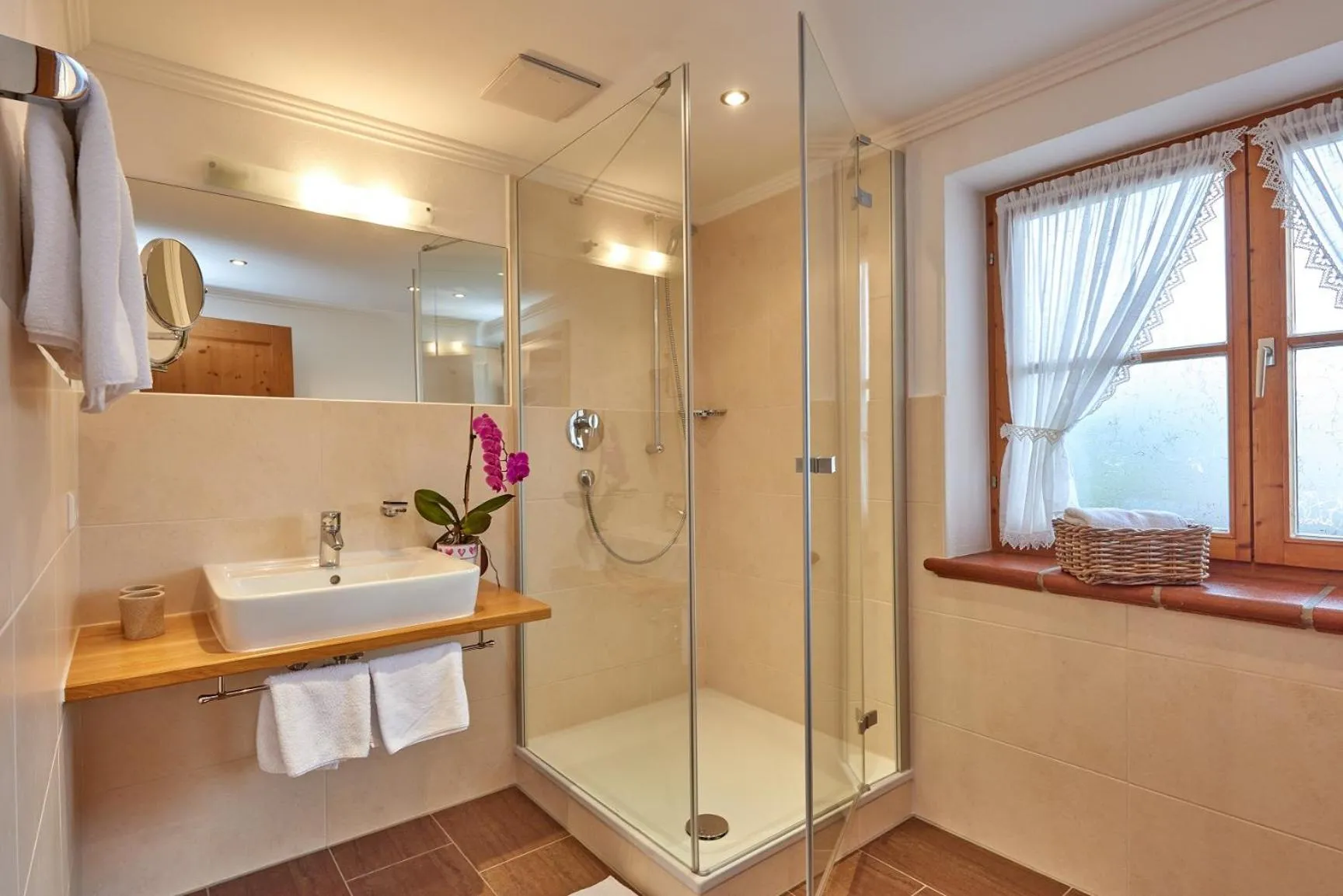 Bathroom in Gästehaus Bergstüberl