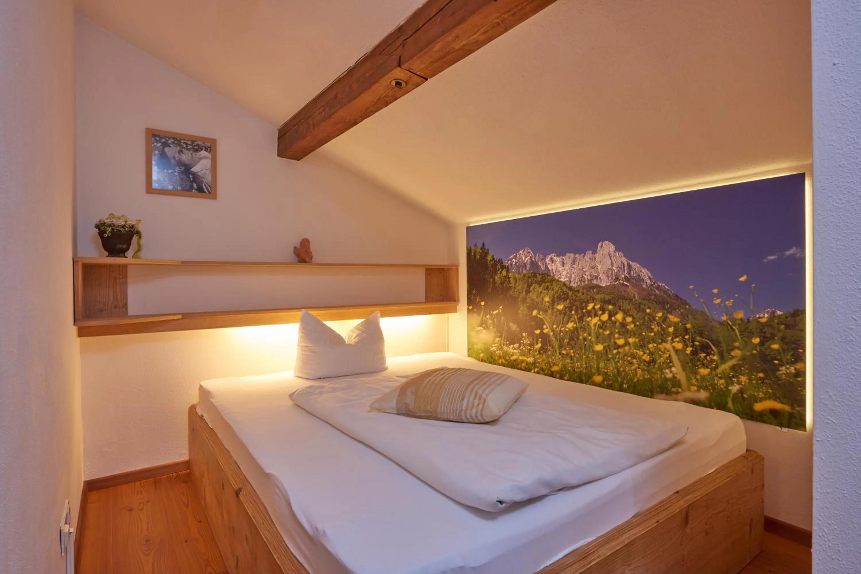 Photo of the whole room, Bed in Gästehaus Bergstüberl