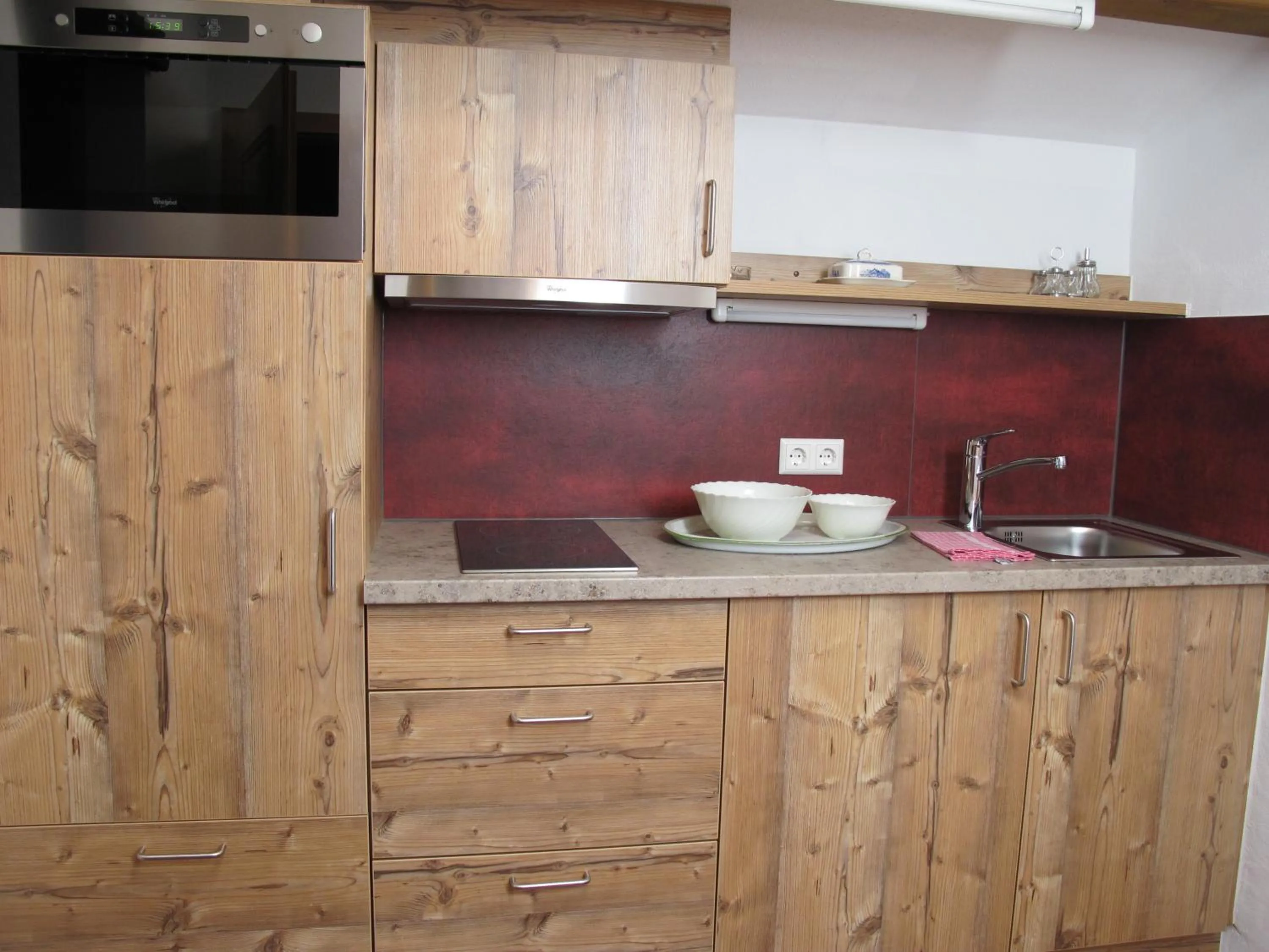 Kitchen or kitchenette in Gästehaus Bergstüberl