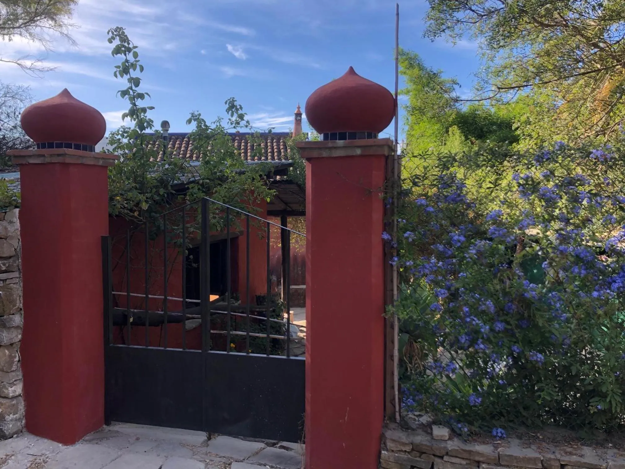 Property building in Eco Moyano Posada