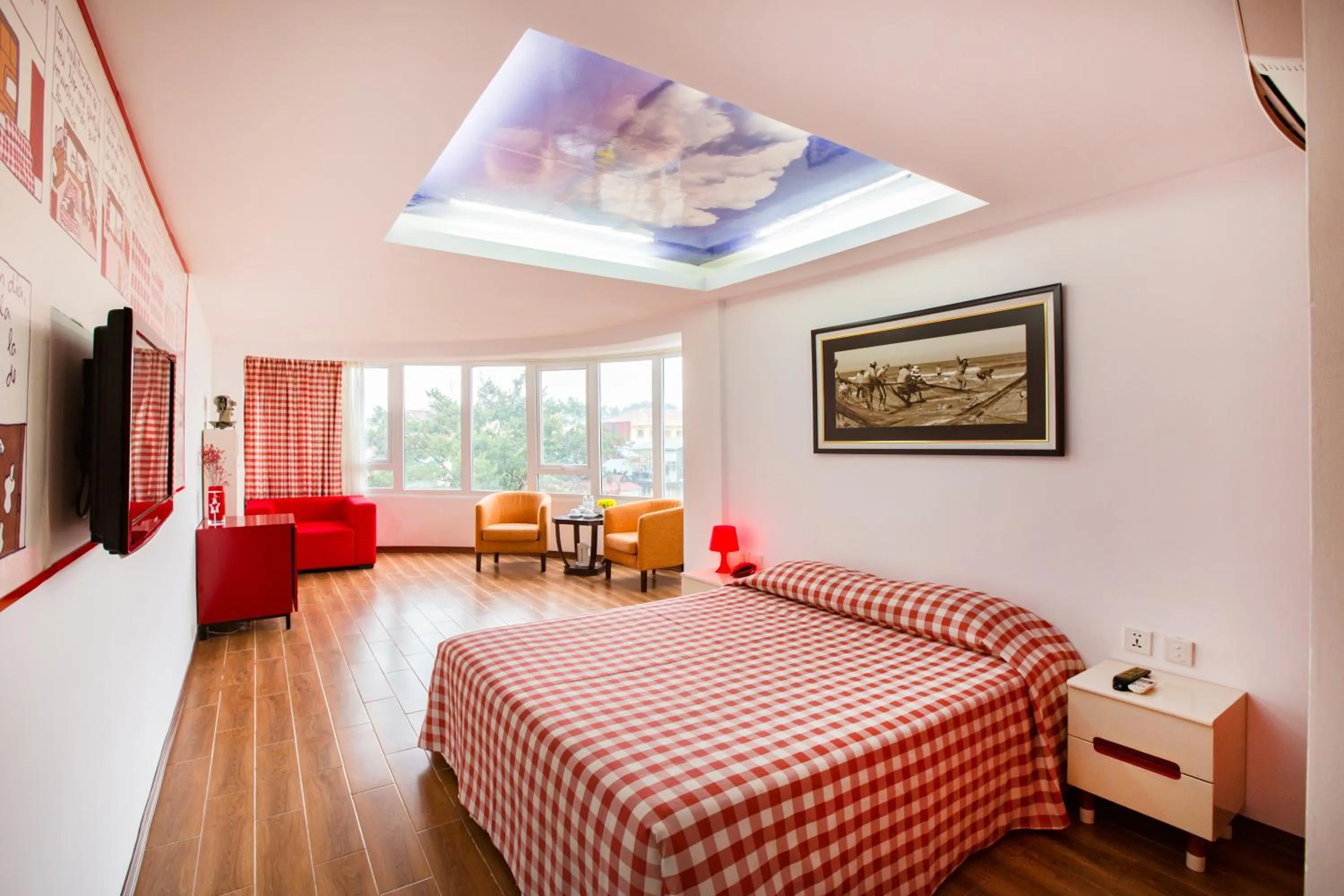 Decorative detail, Bed in Thang Long Espana Hotel