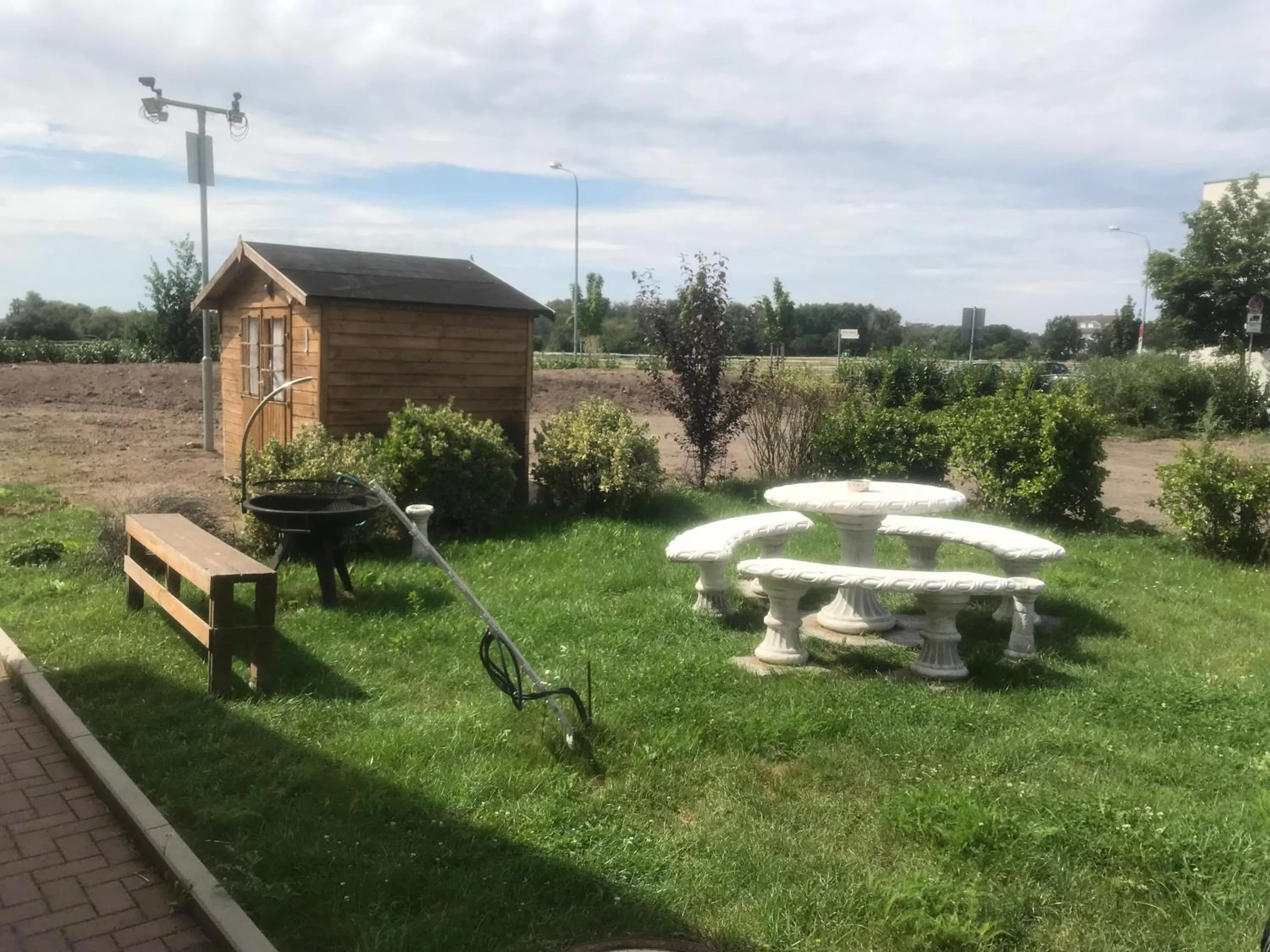 BBQ facilities in i-Motel