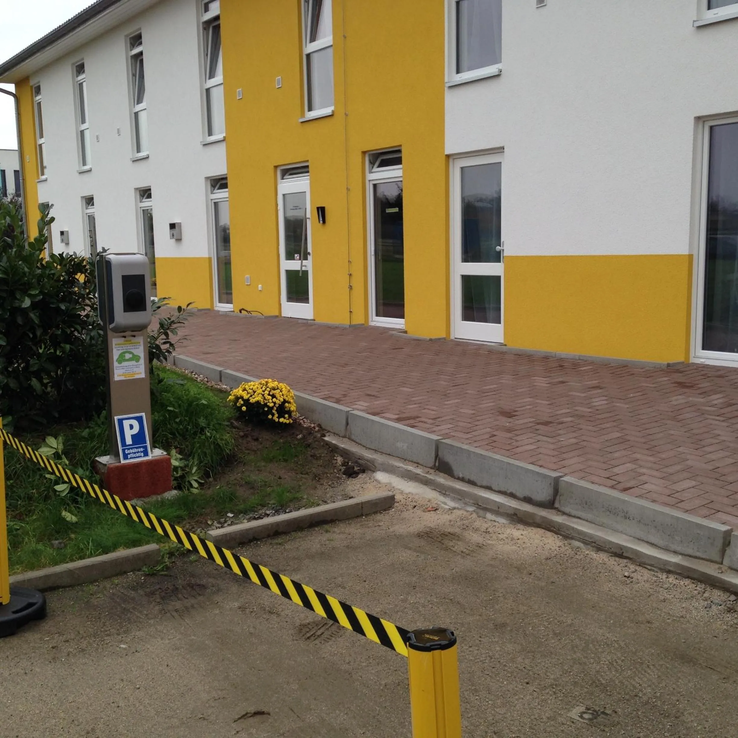 Property building in i-Motel