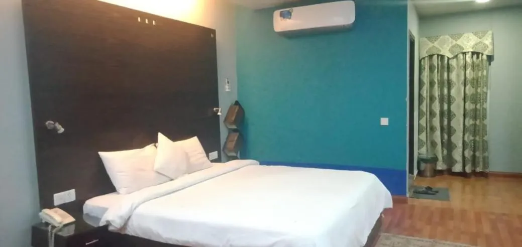 Bed in Hira Guest House