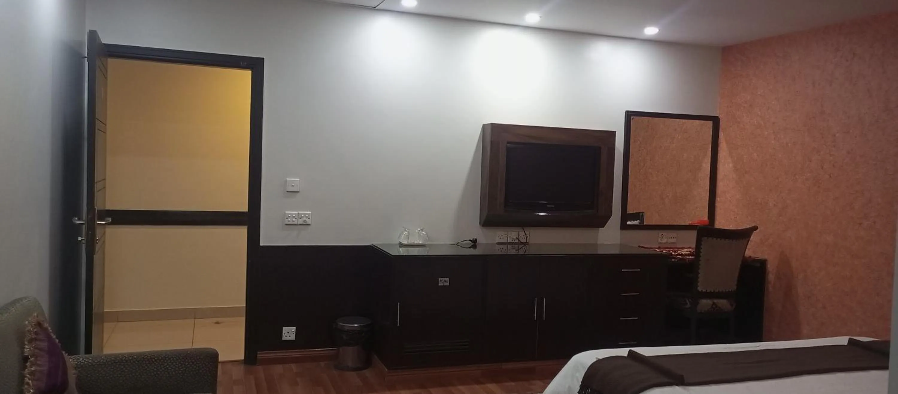 Bed in Hira Guest House