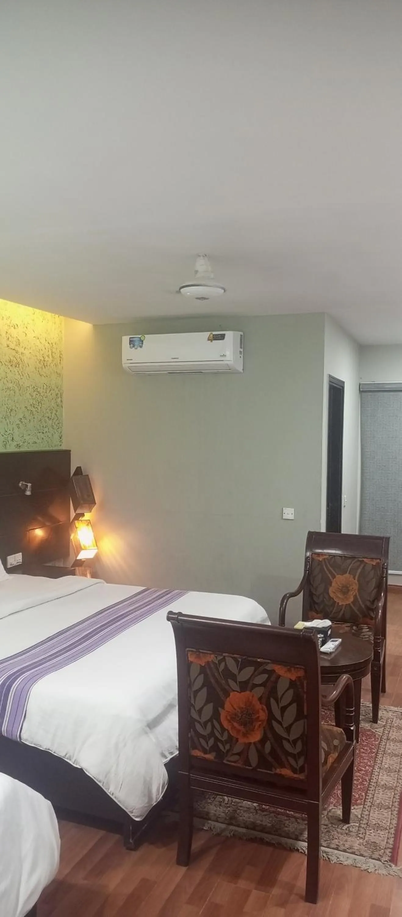 Bed in Hira Guest House