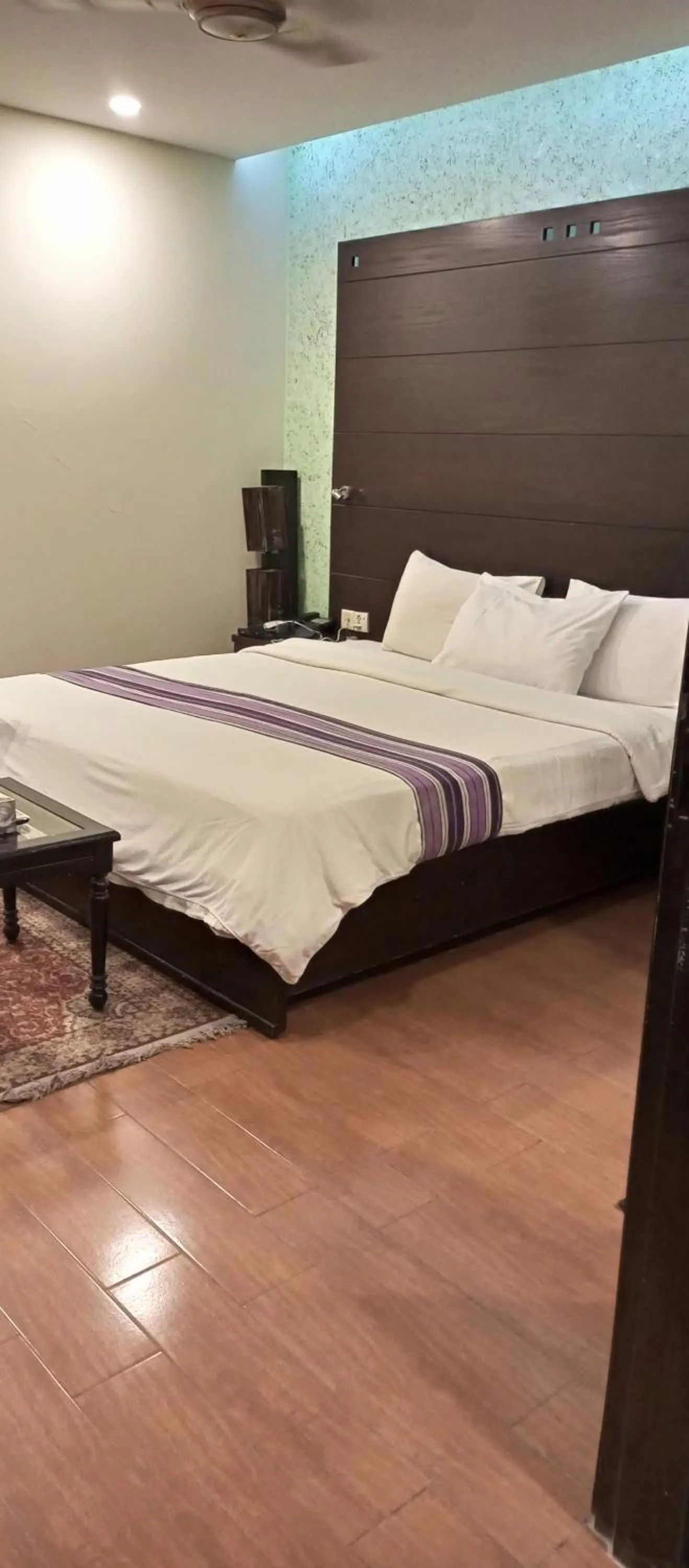 Bed in Hira Guest House