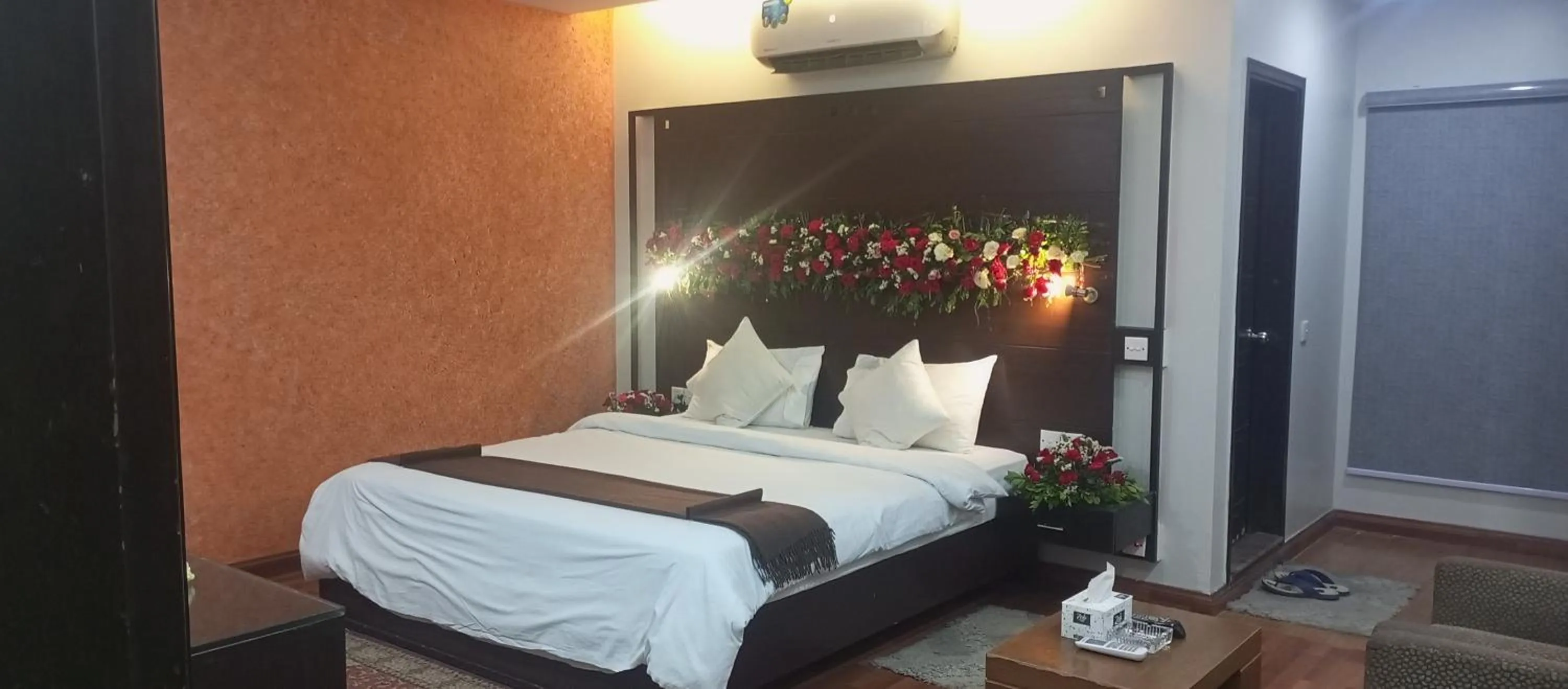 Bed in Hira Guest House