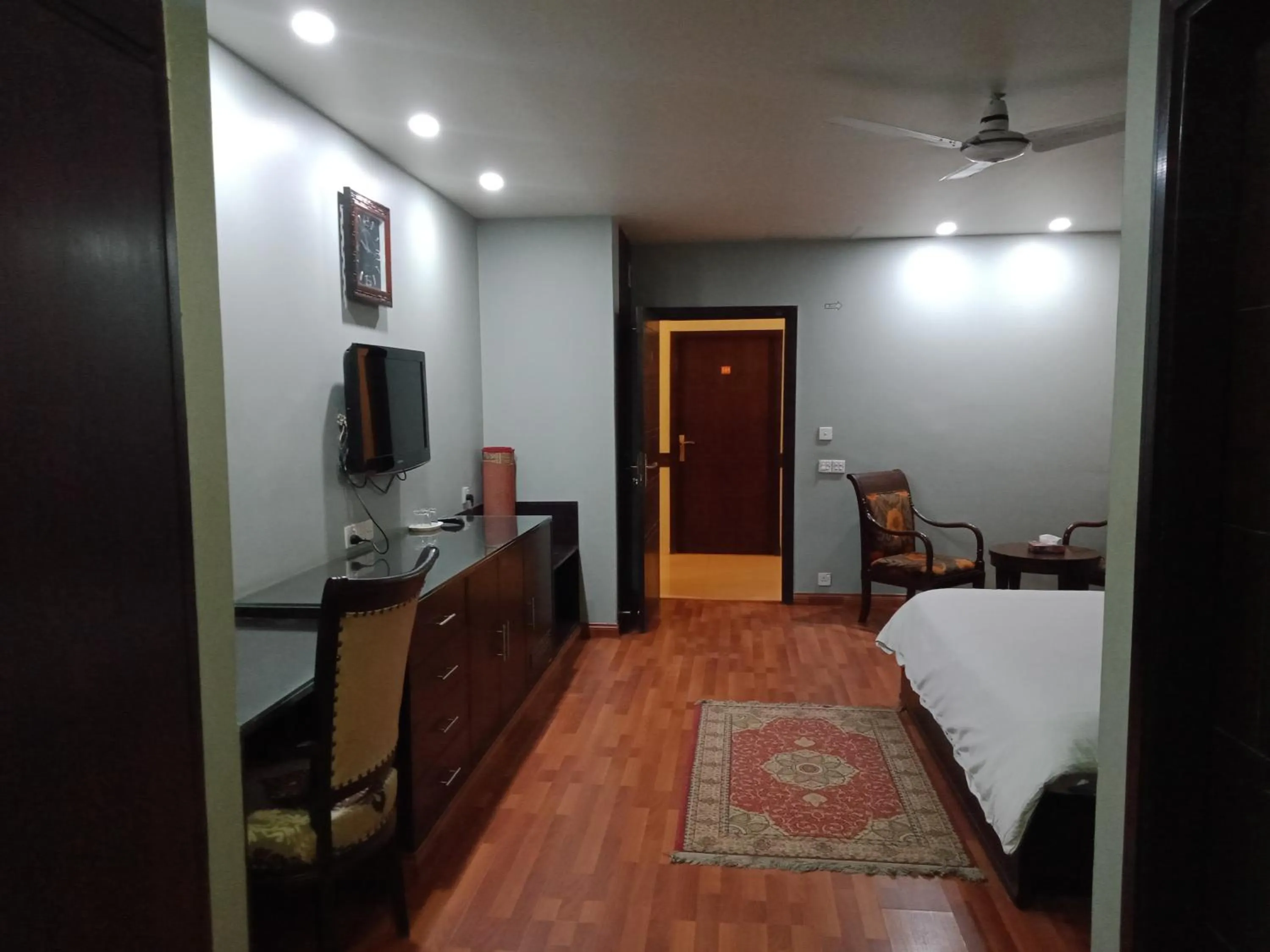 Bed in Hira Guest House