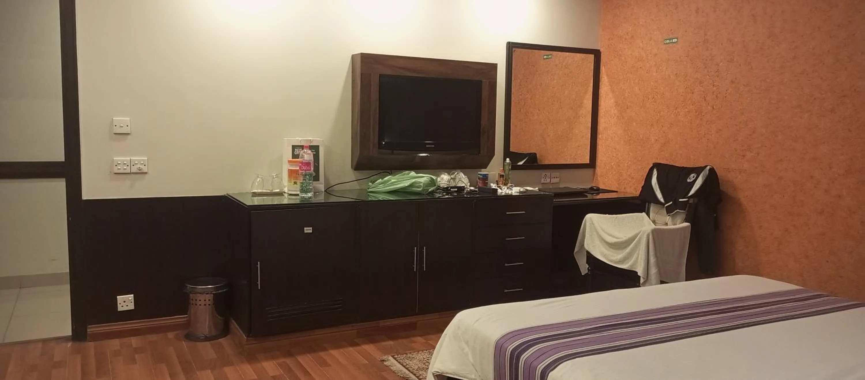 Bed in Hira Guest House