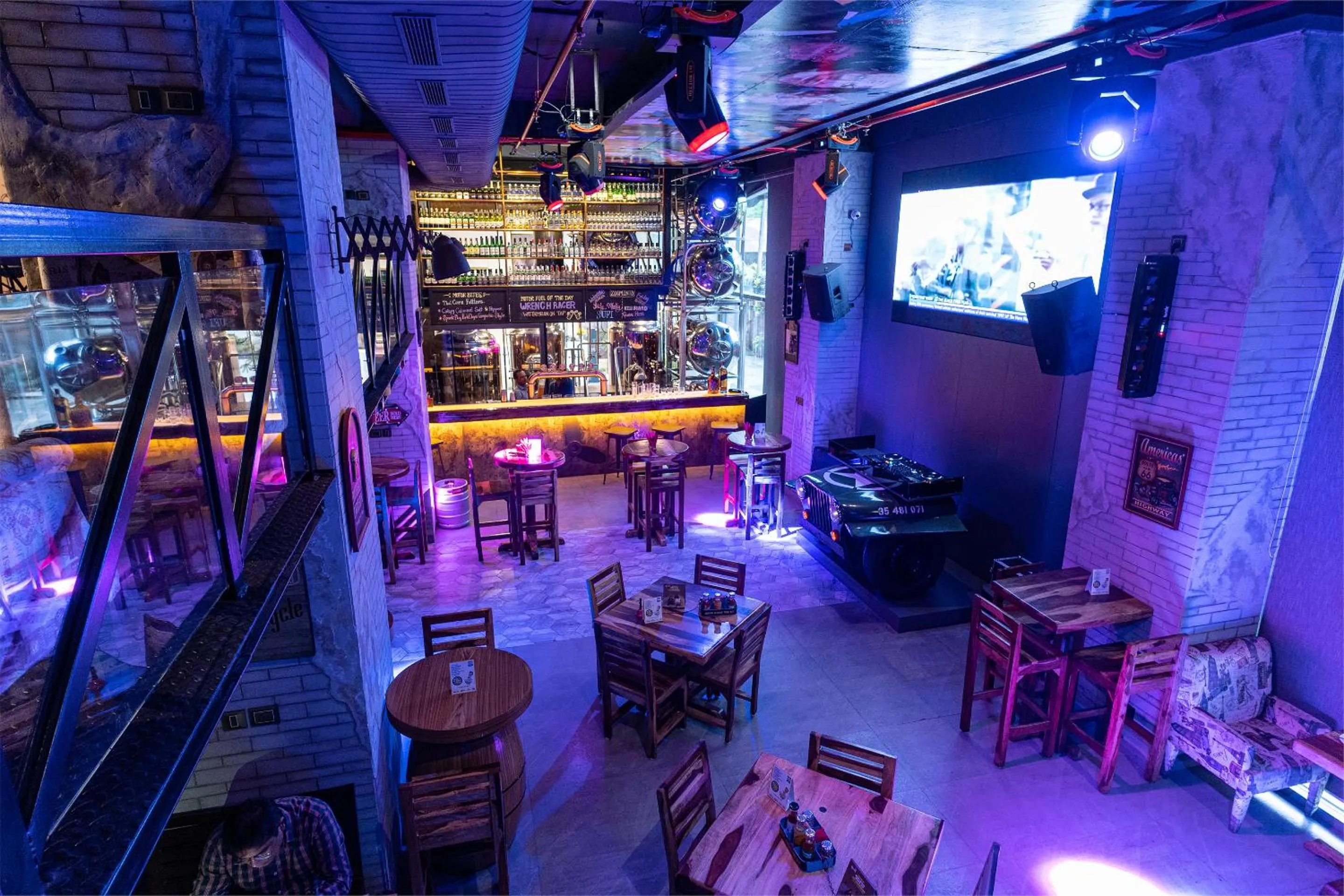 Lounge or bar in BEYZAA HOTEL AND SUITES