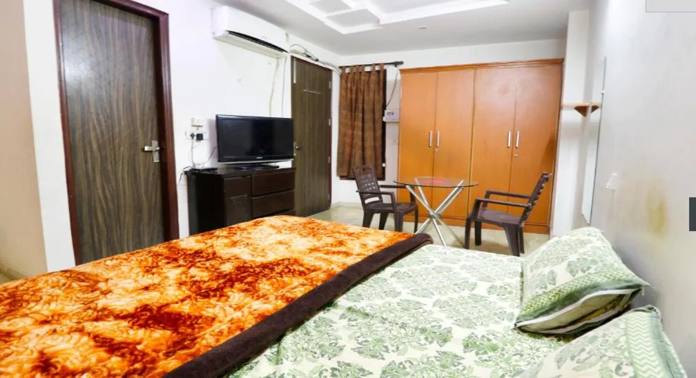 Bed in SSS Group Hotel Dwarka Delhi