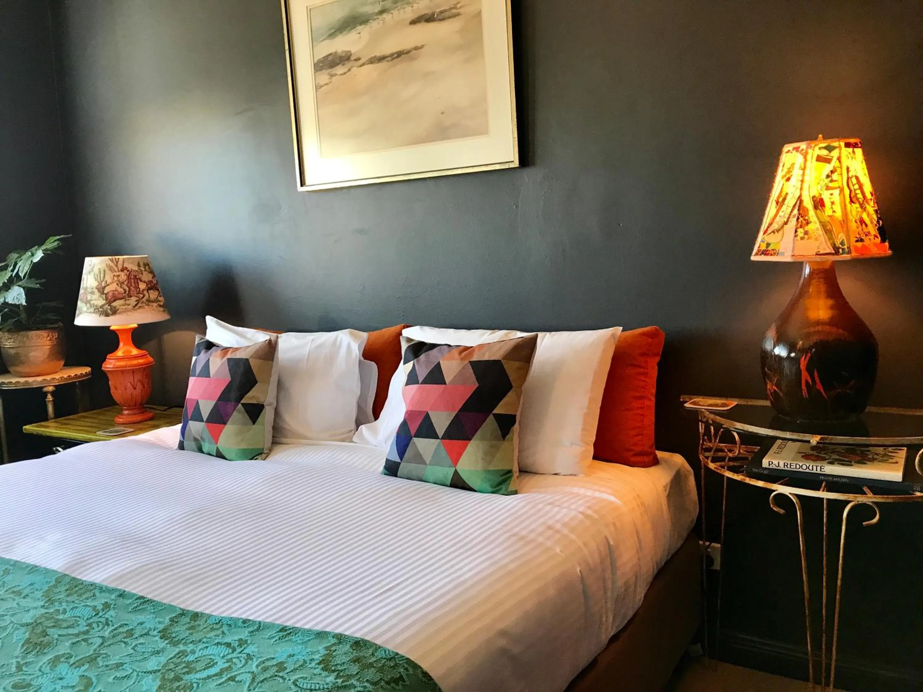 Decorative detail, Bed in Vine Valley Inn