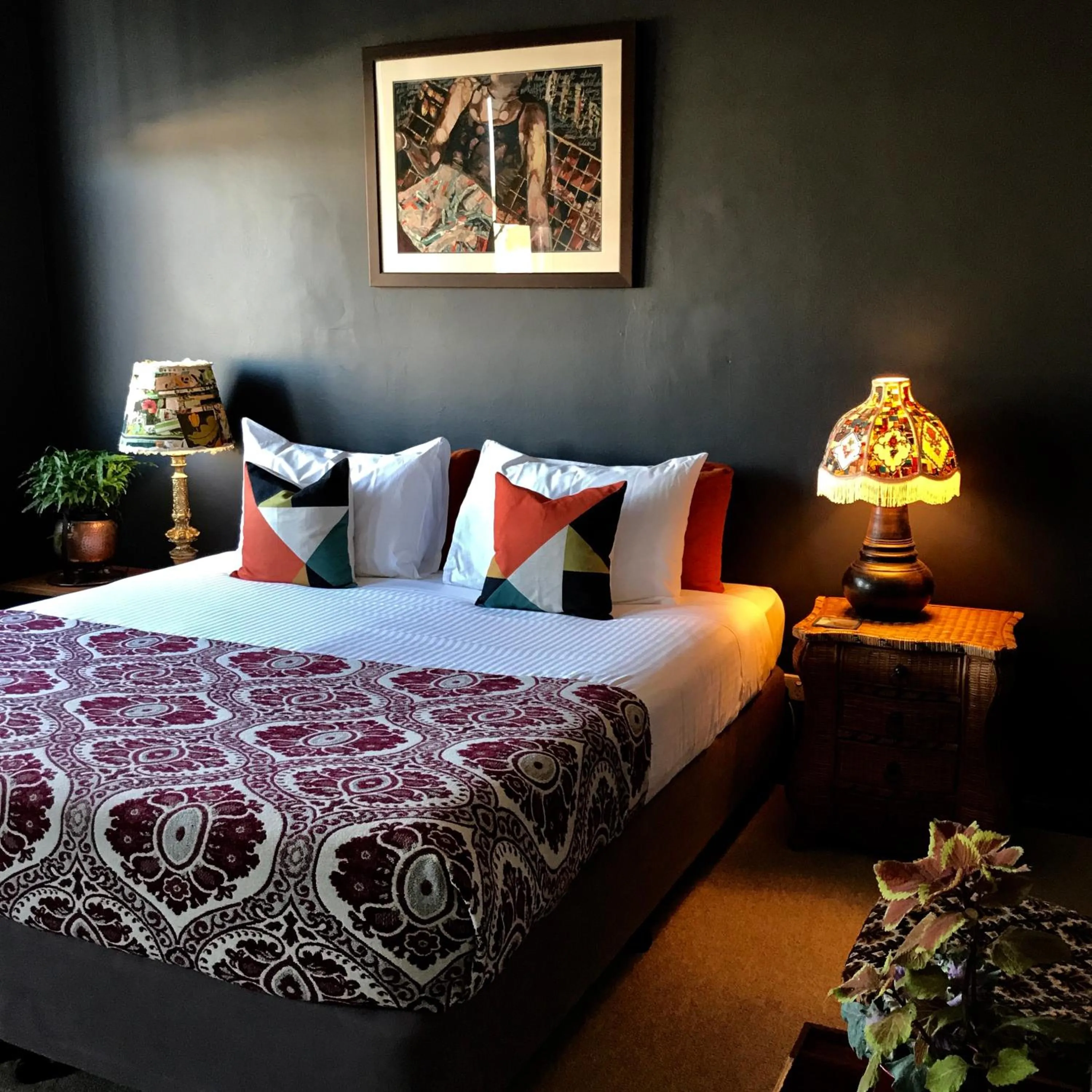 Bed in Vine Valley Inn