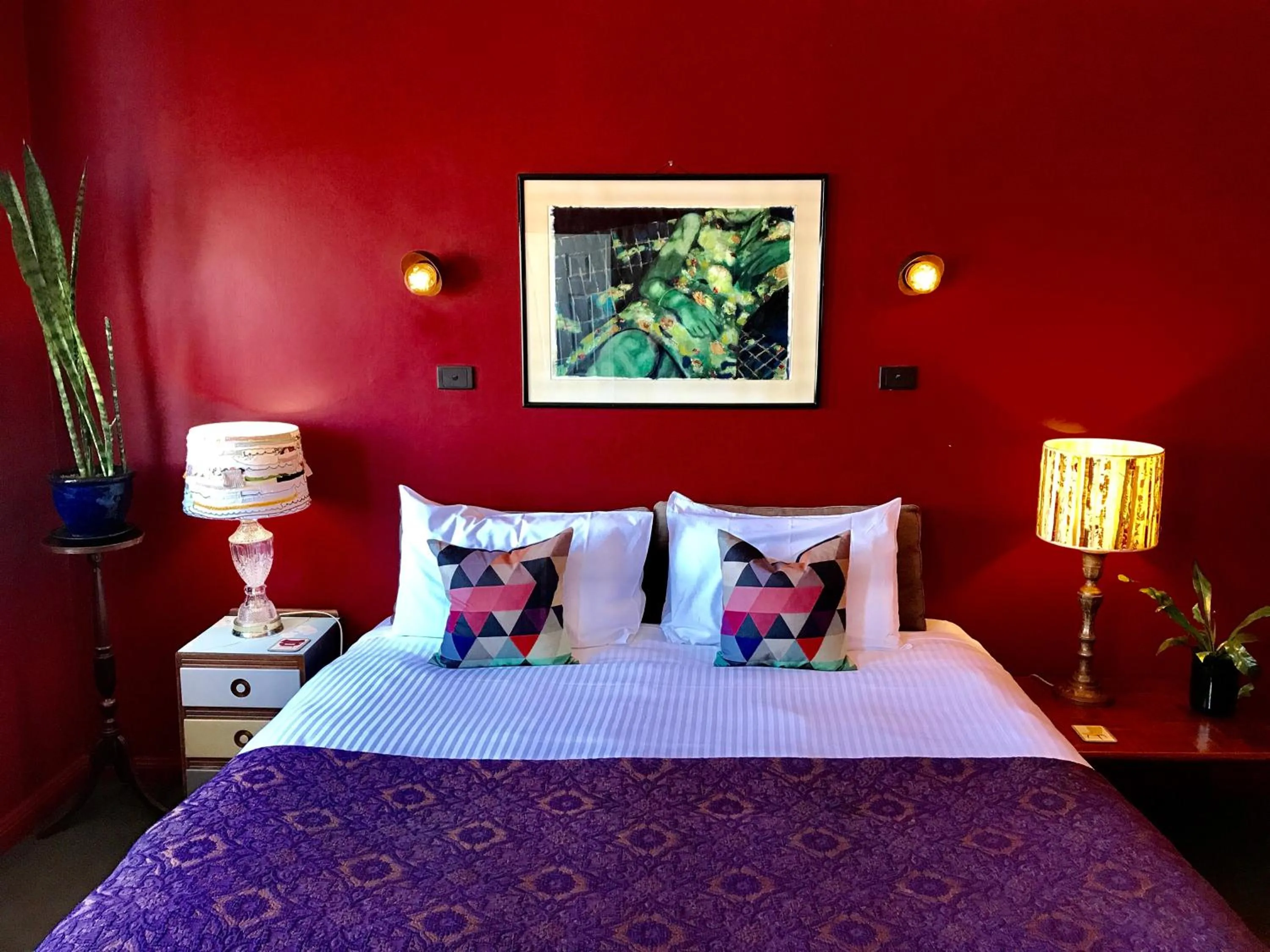 Bed in Vine Valley Inn