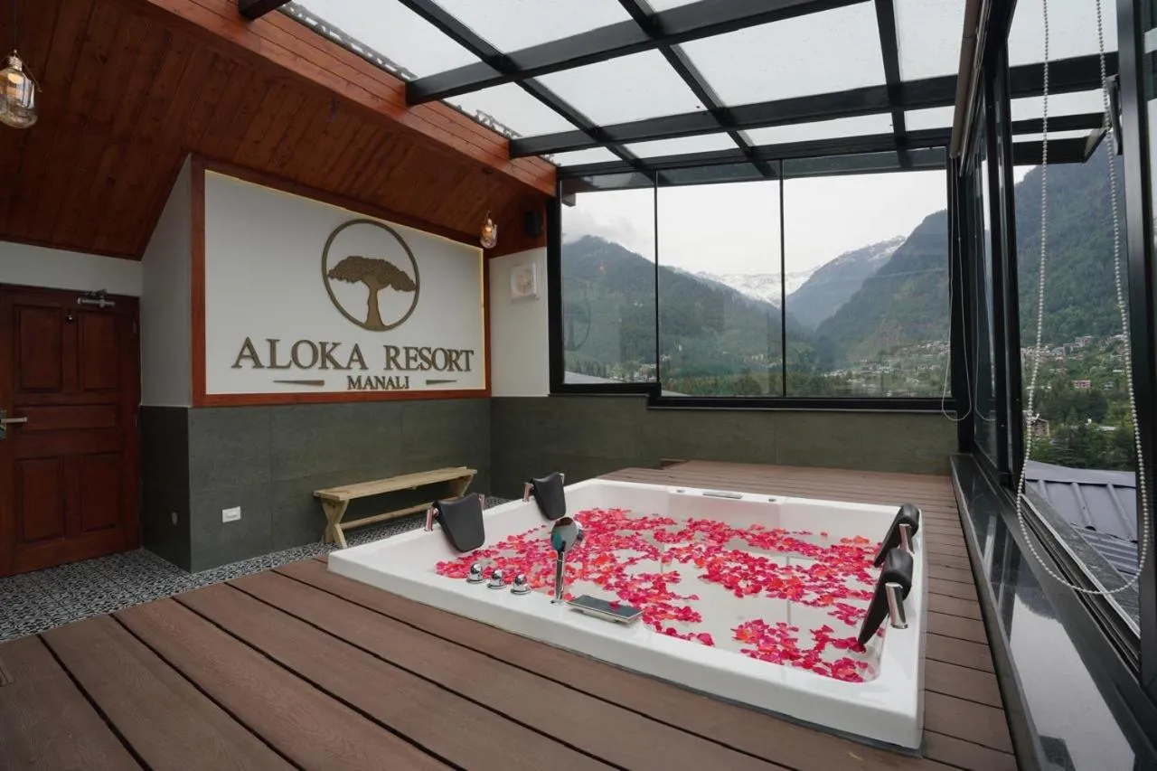 Hot Tub in Aloka Resort