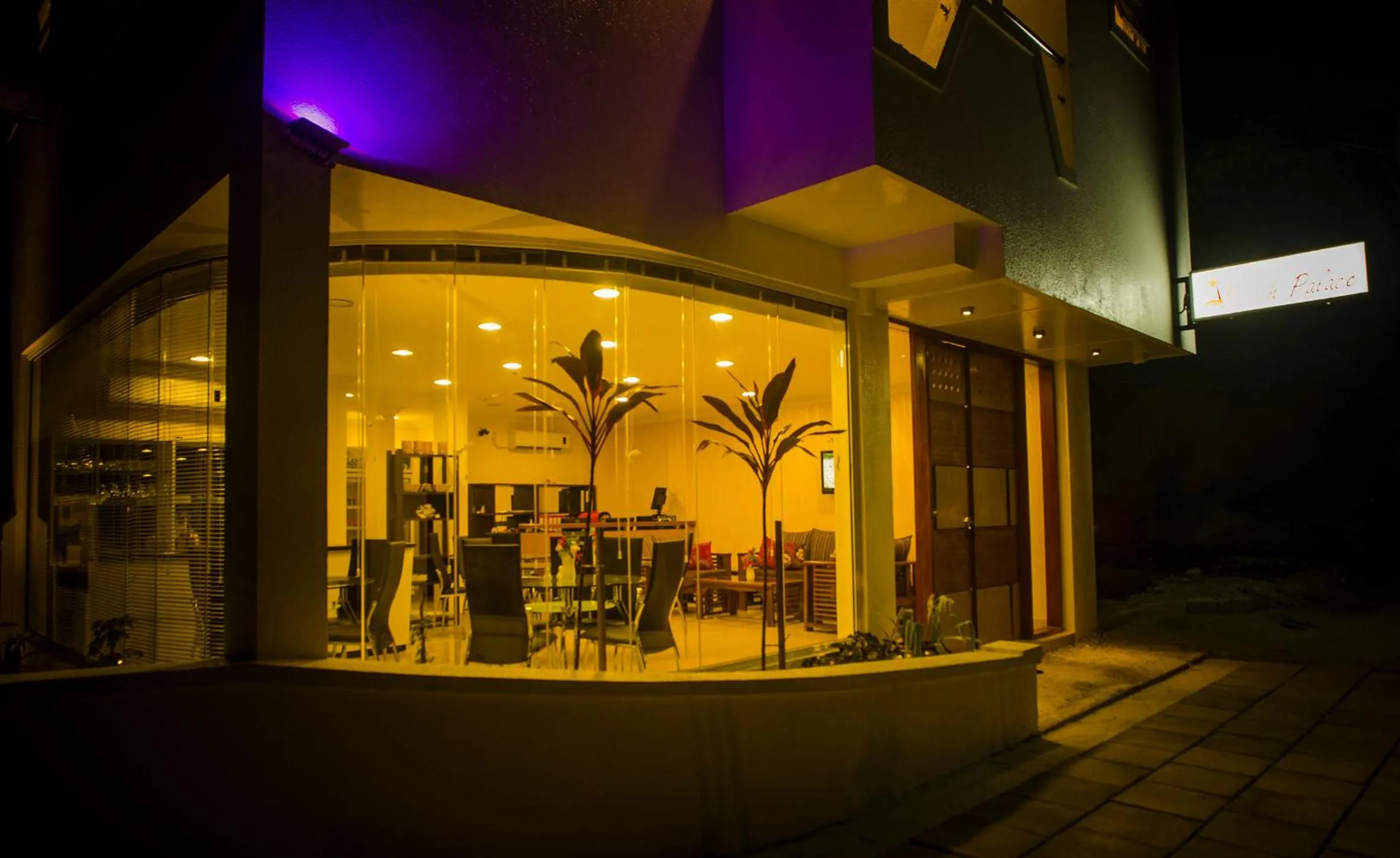 Facade/entrance in Beach Palace