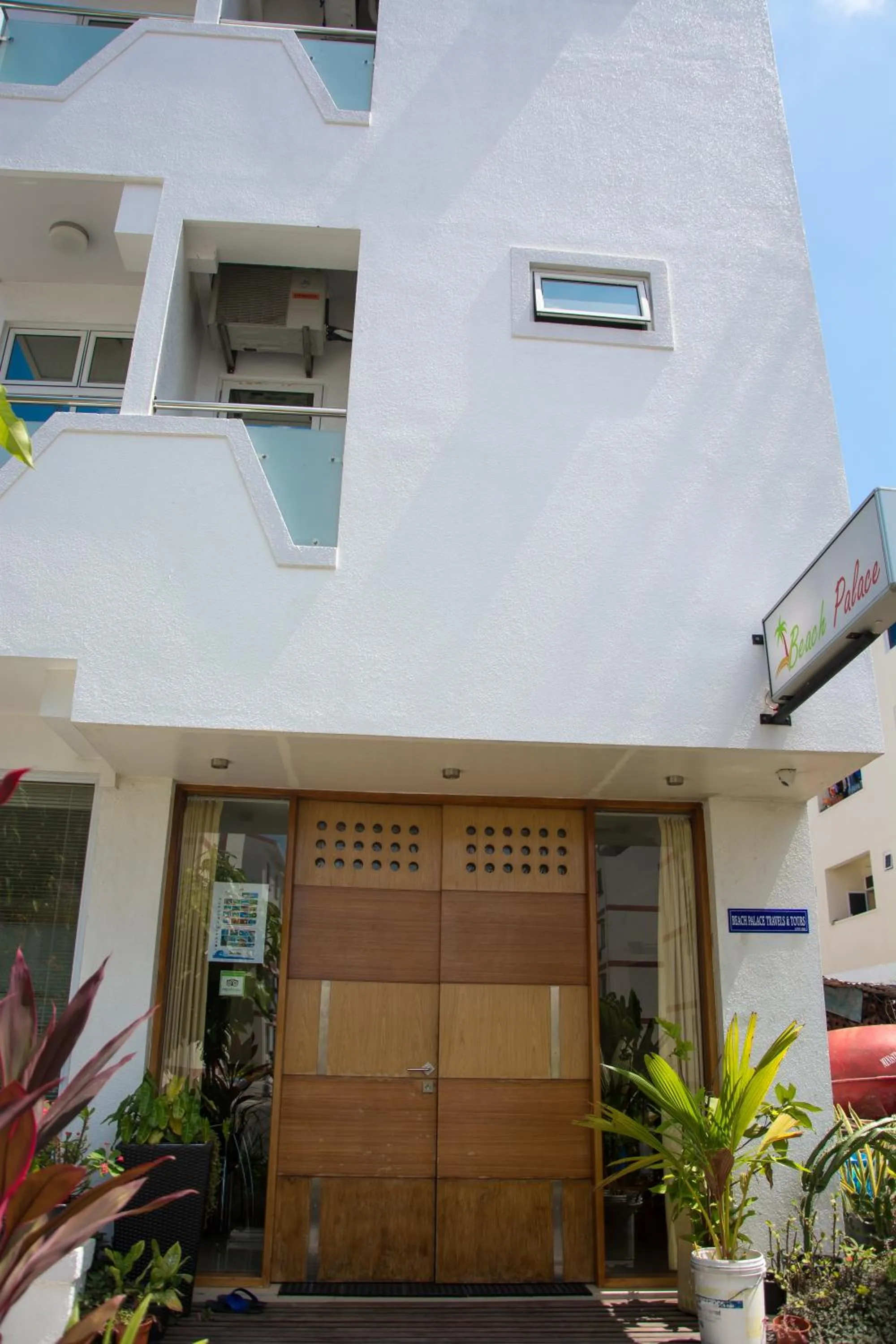Facade/entrance in Beach Palace