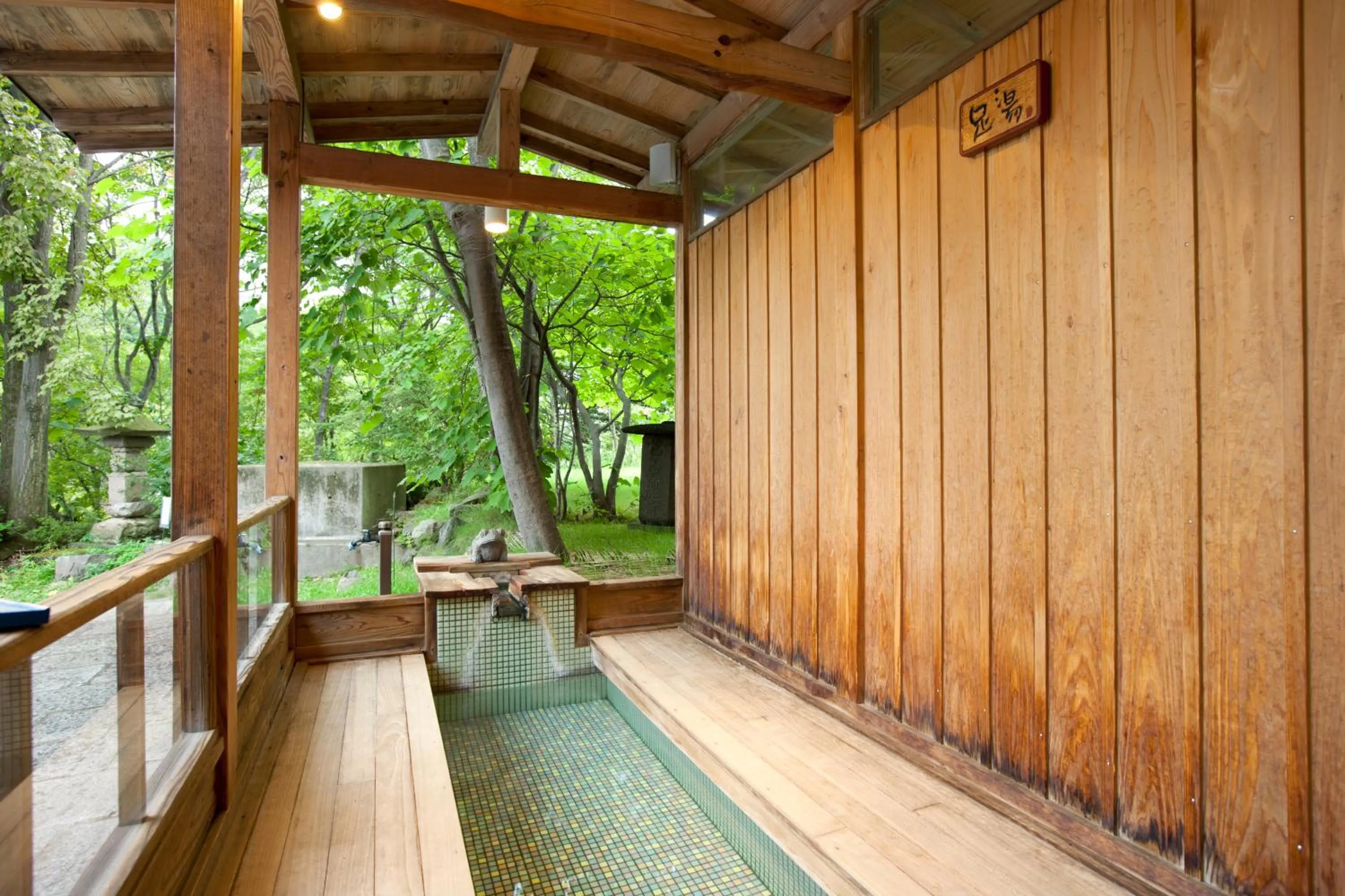 Hot Spring Bath in Kusatsu Onsen Kusatsu Hotel1913