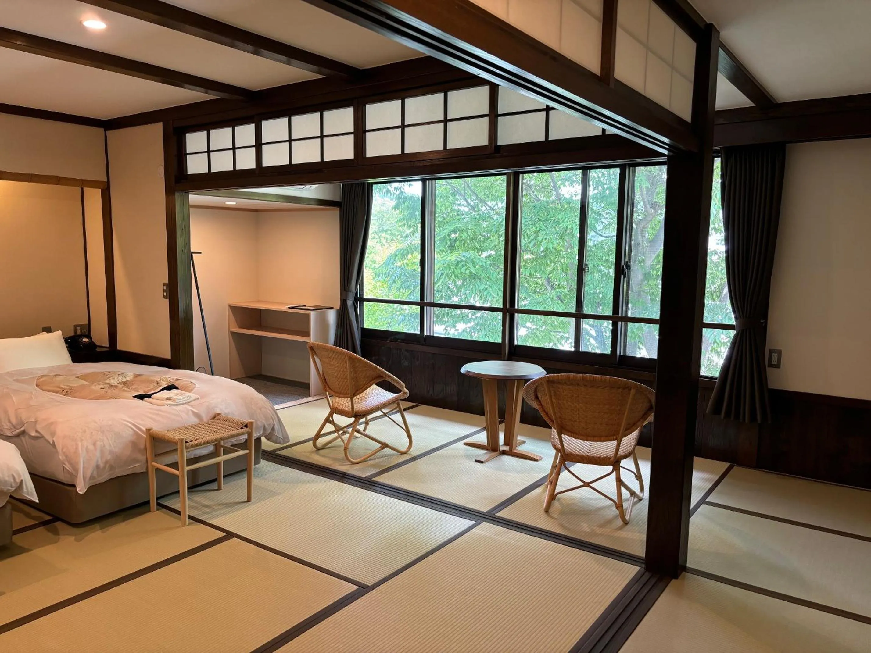 Bed in Kusatsu Onsen Kusatsu Hotel1913