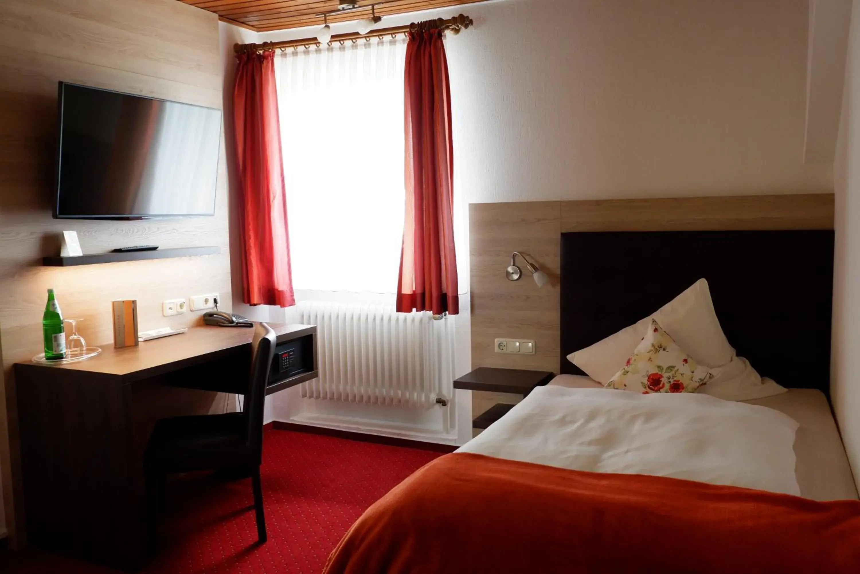 Single Room in Hotel Schoos Single Room in Hotel Schoos