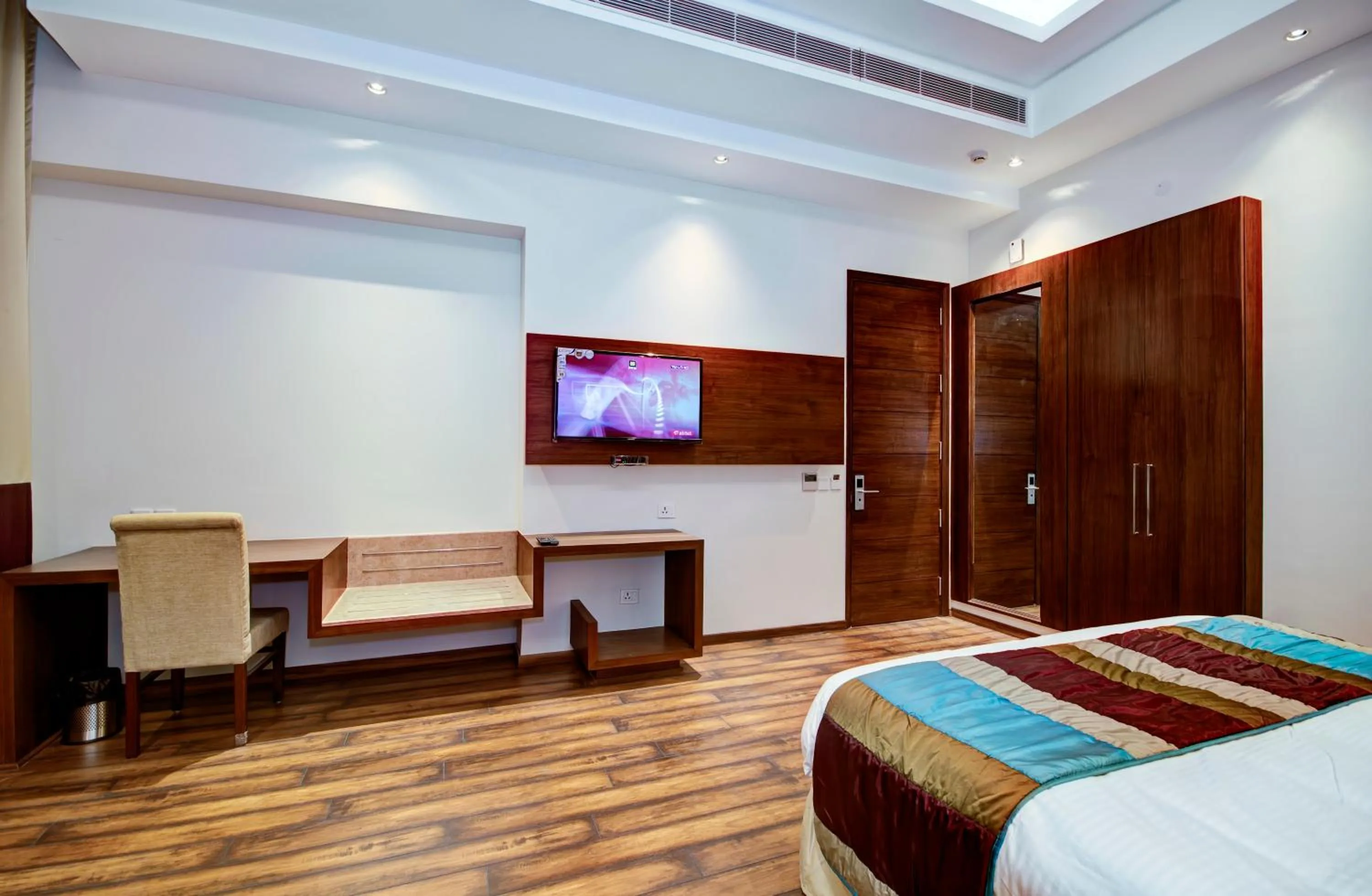 Photo of the whole room, Bed in Hotel La Sagrita,Sunder Nagar