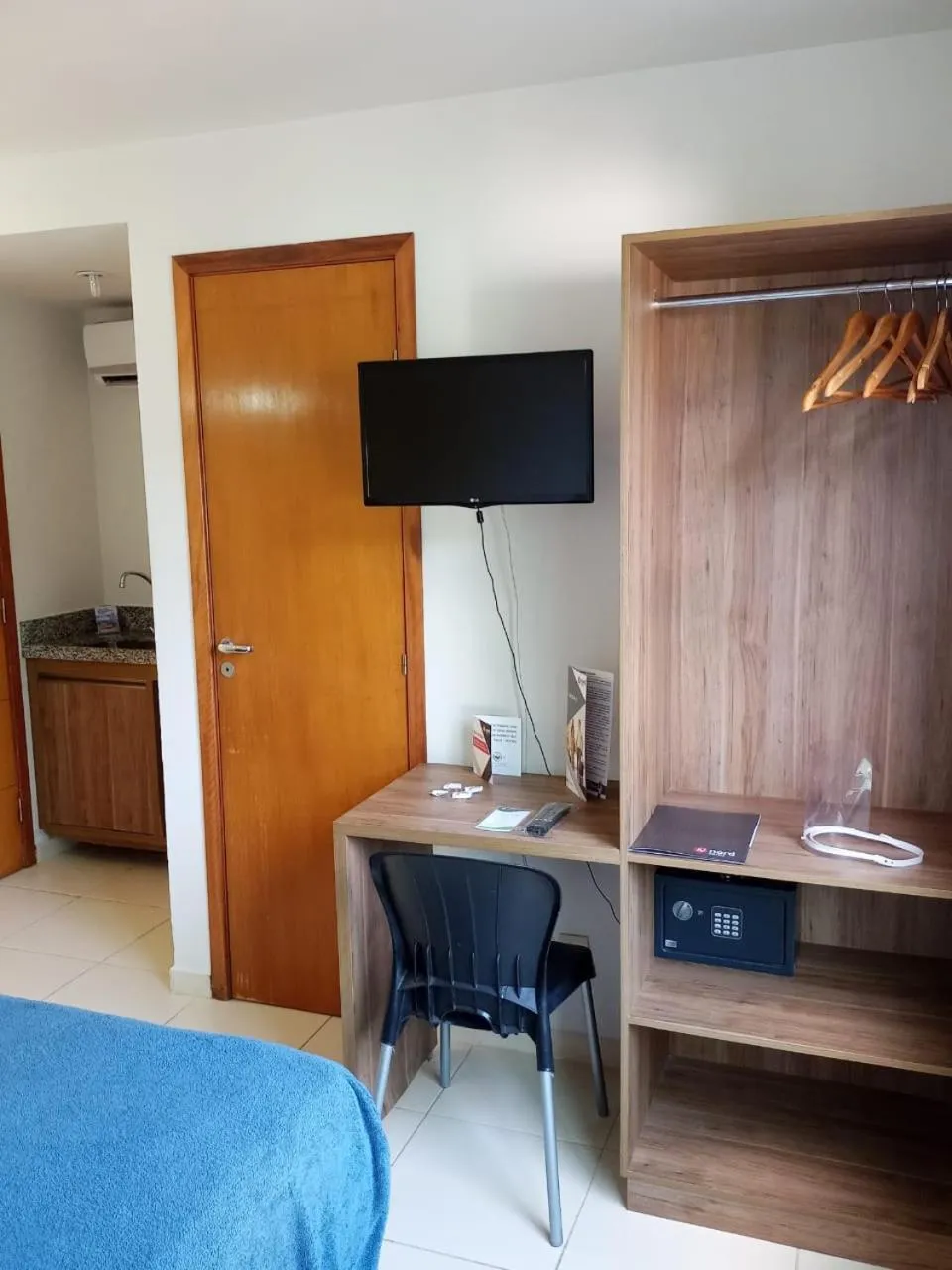 TV and multimedia in Beira Mar do Cabo Branco com vista 4400 - 308