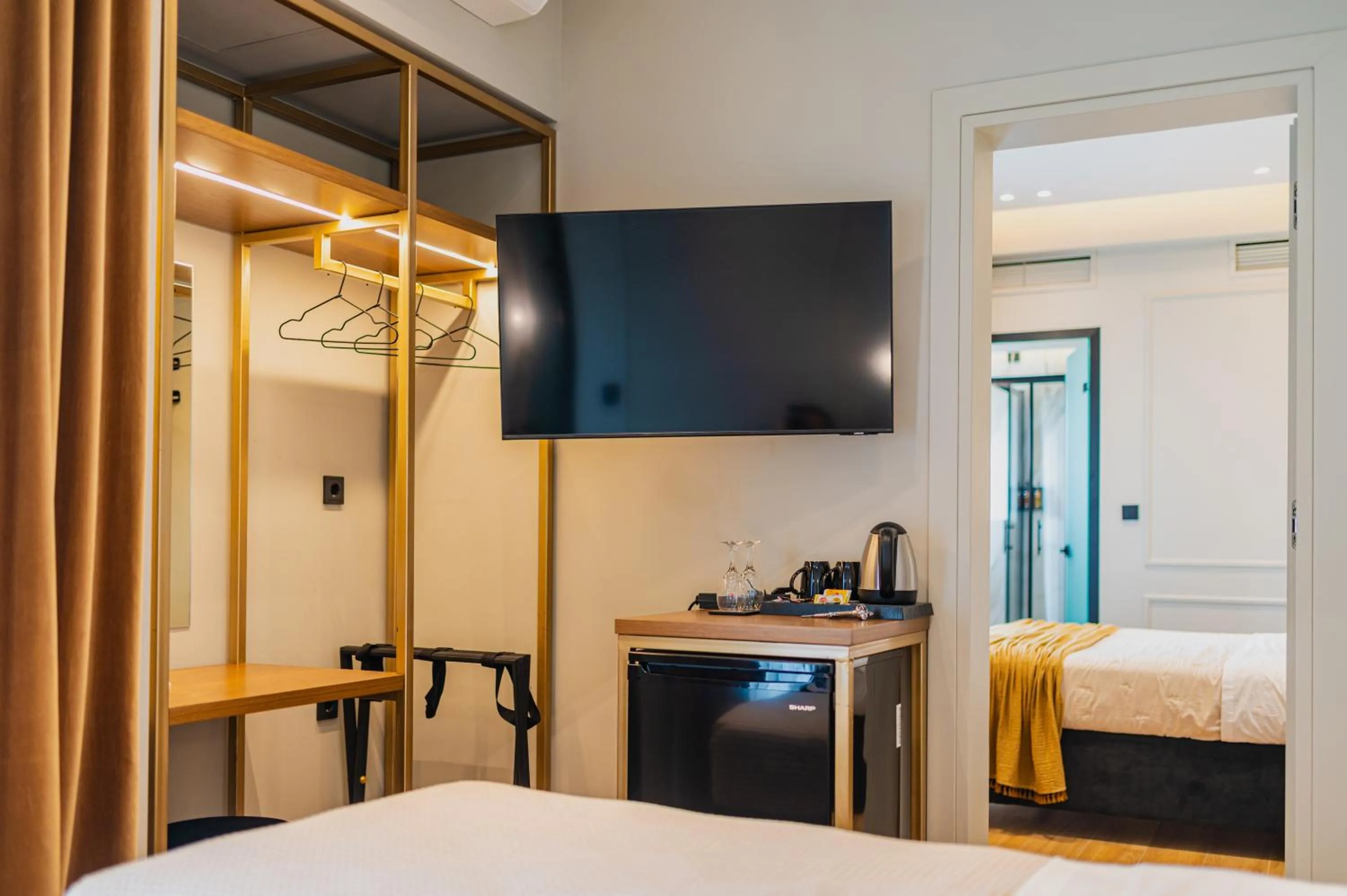 Bedroom in Aggelos Hotel