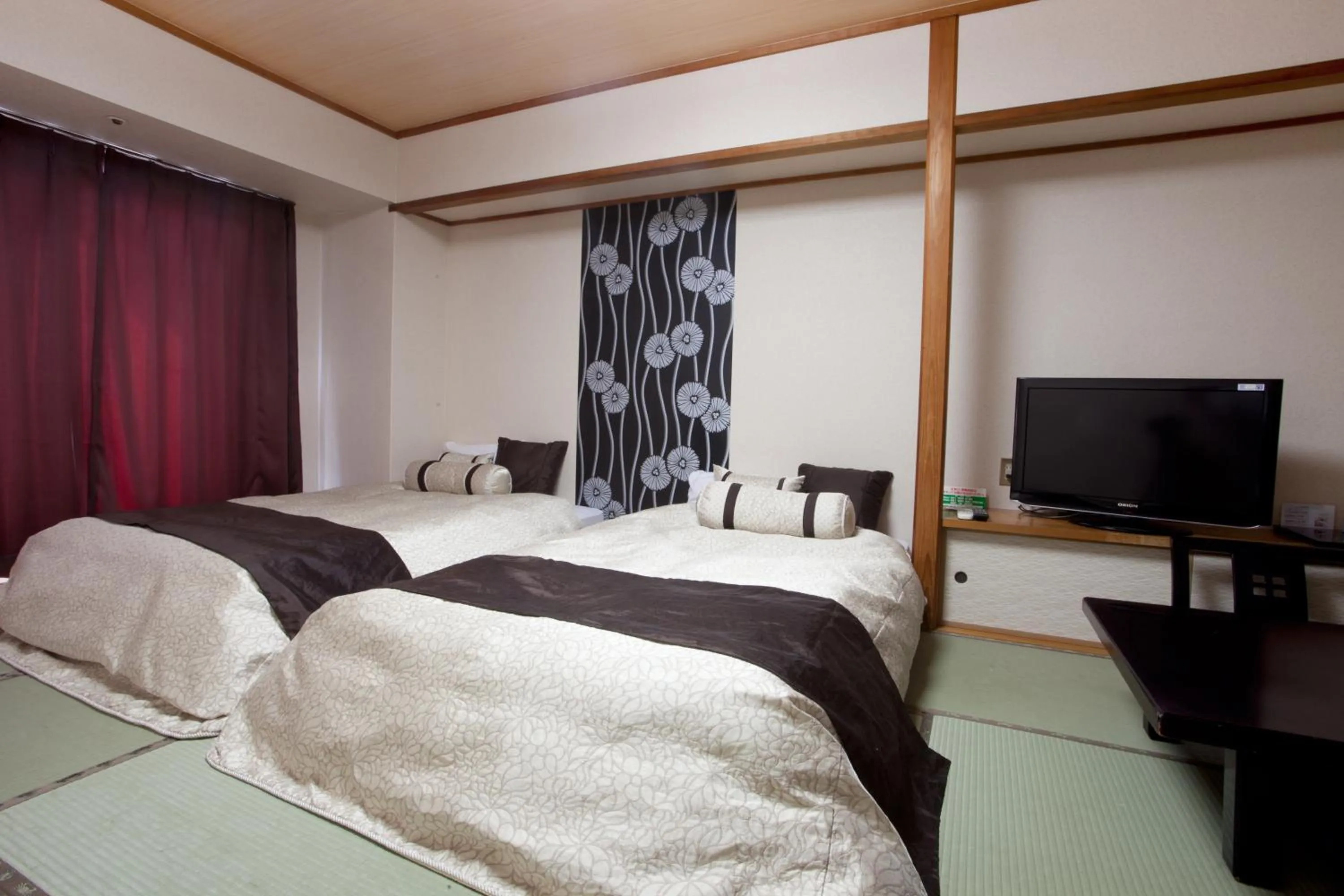 Photo of the whole room, Bed in Hamanako Bentenjima Resort The Ocean