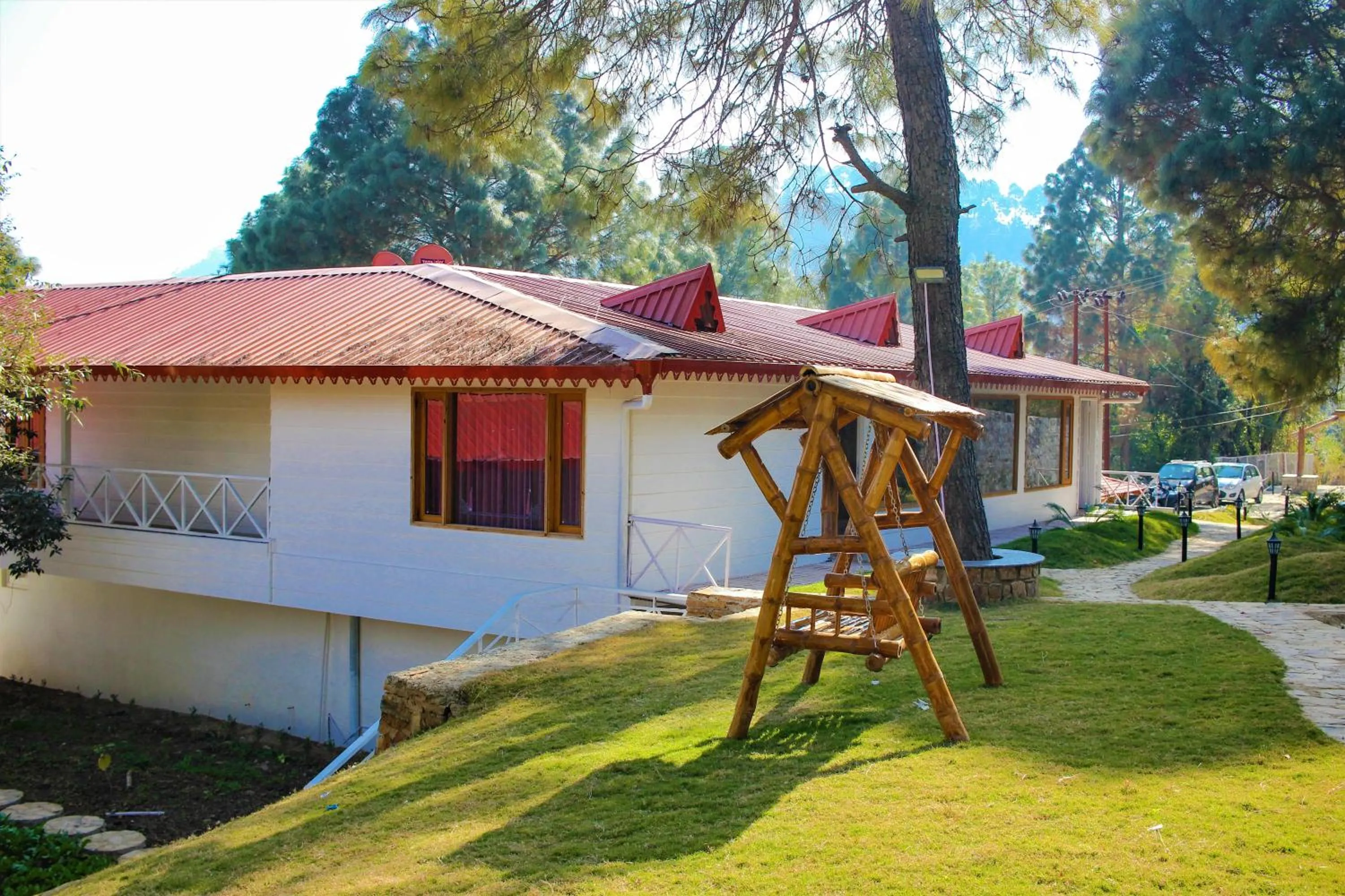 Garden in The Nature's Green Resort, Bhimtal, Nainital
