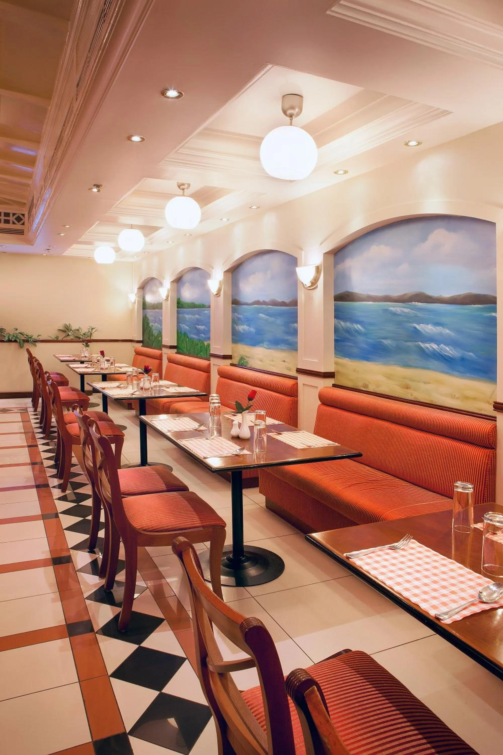 Restaurant/places to eat in Landmark Hotel