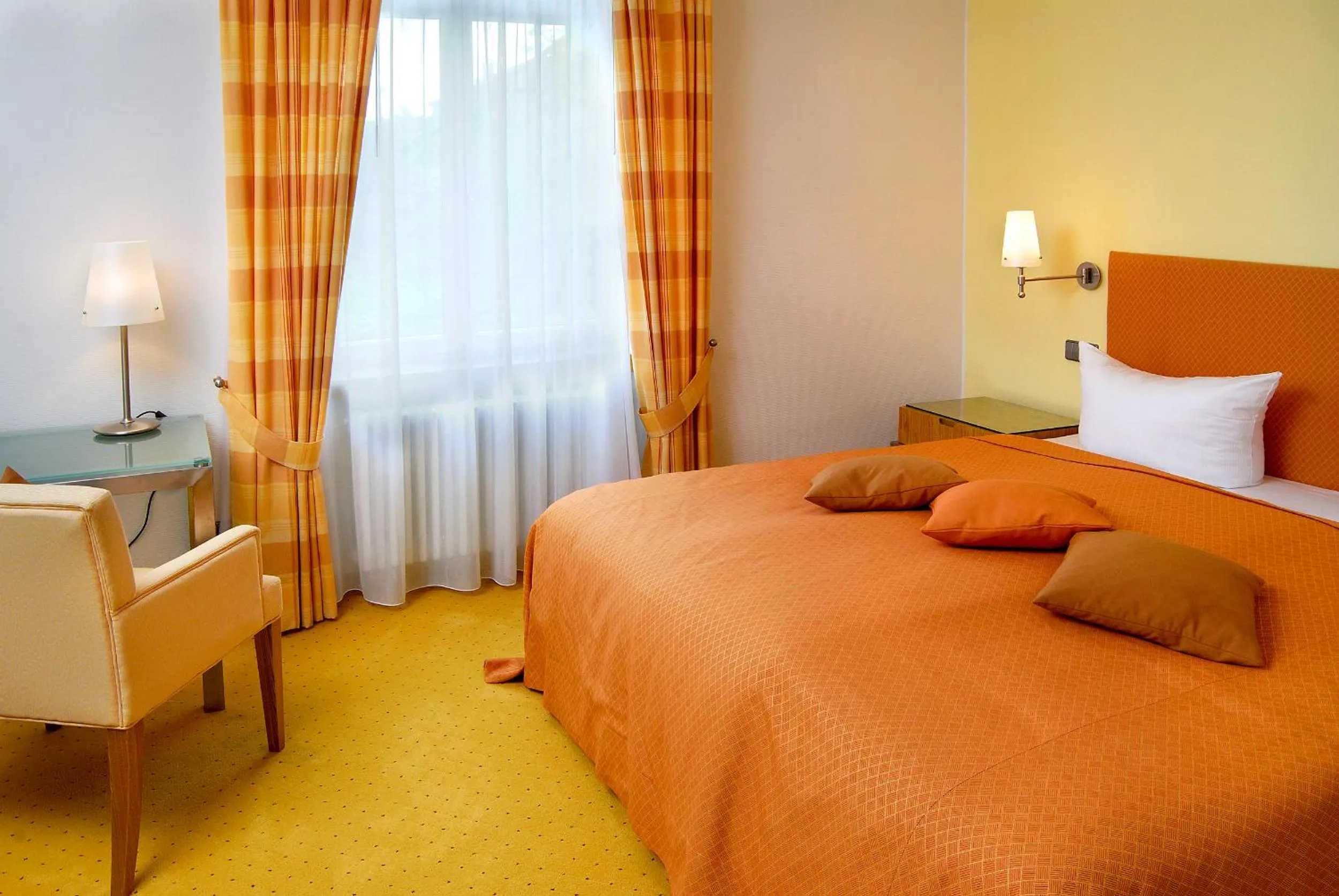 Bed in Restaurant-Hotel Maien