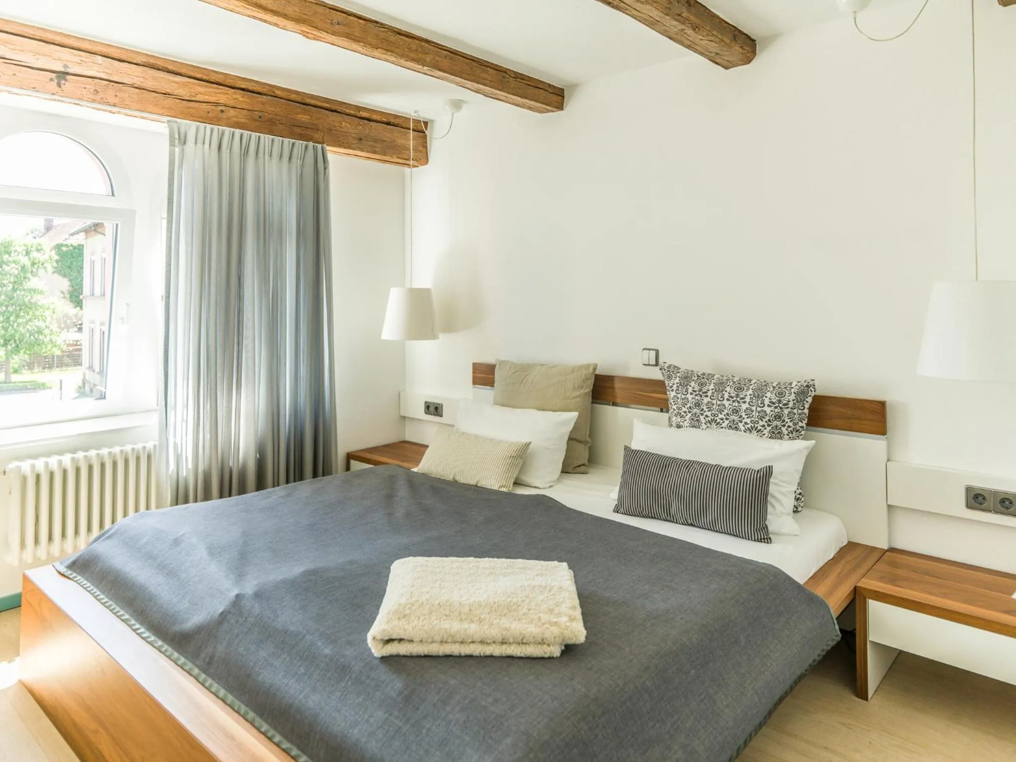 Bed in Restaurant-Hotel Maien