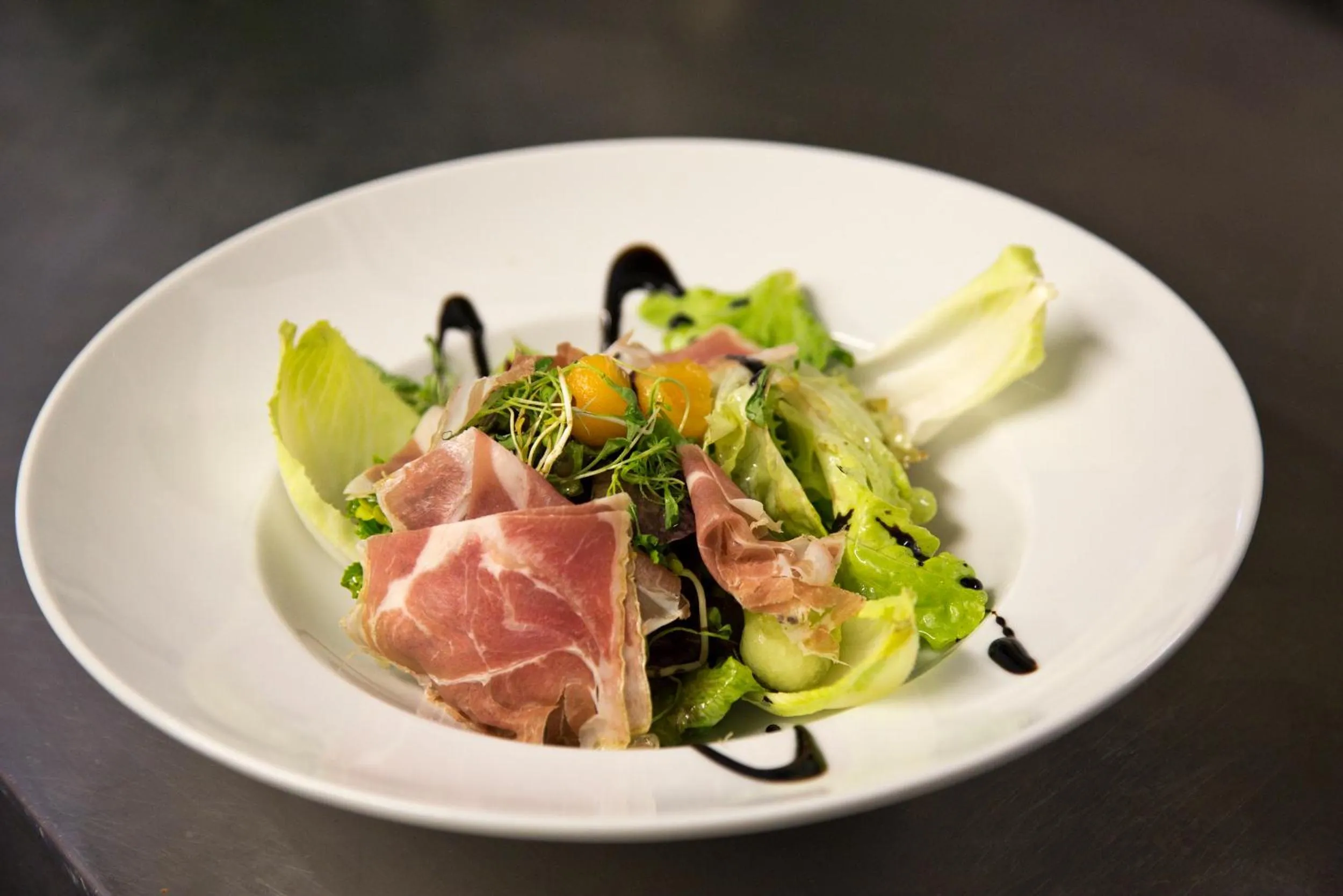 Continental breakfast in Restaurant-Hotel Maien