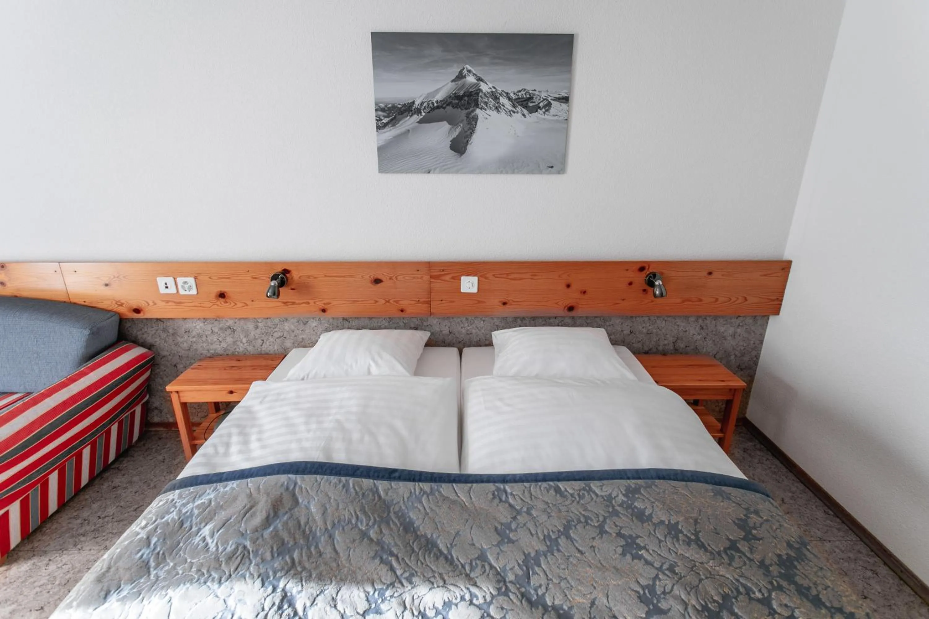 Bed in Hôtel Les Sources