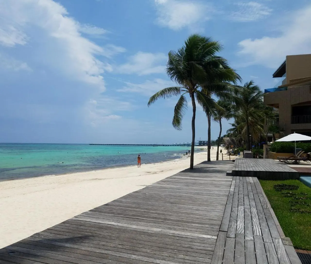 Beach in Ocean Front El Faro Reef 304