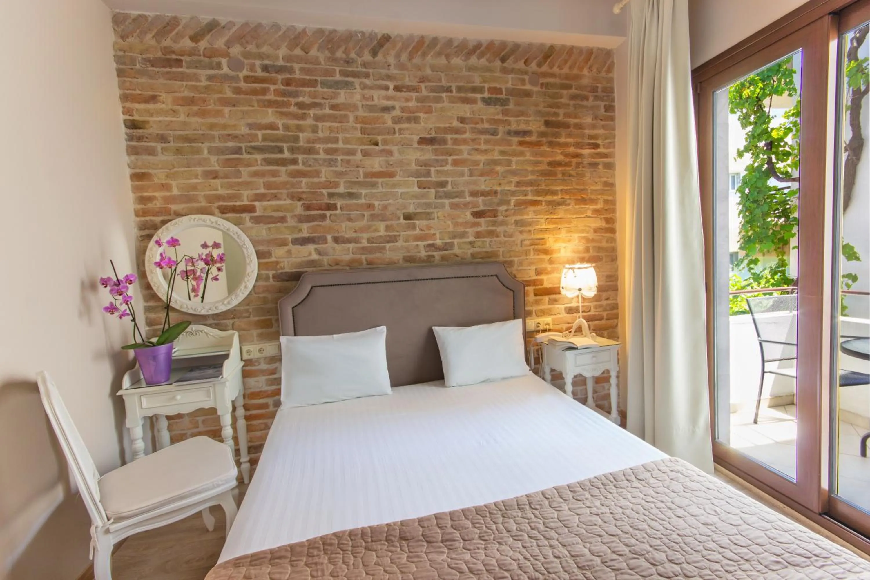 Day, Bed in Hotel Galini