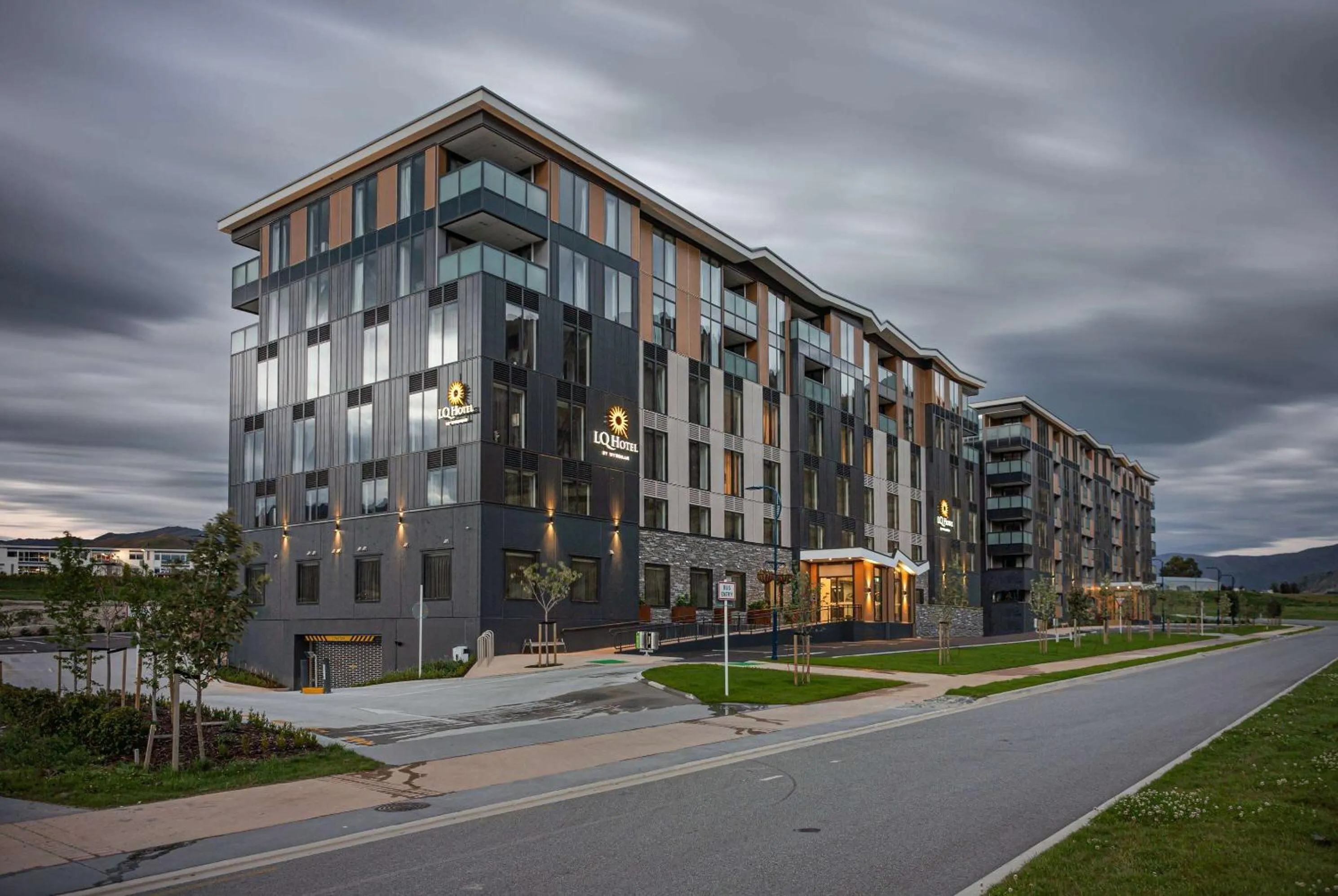 Property building in La Quinta by Wyndham Remarkables Park Queenstown