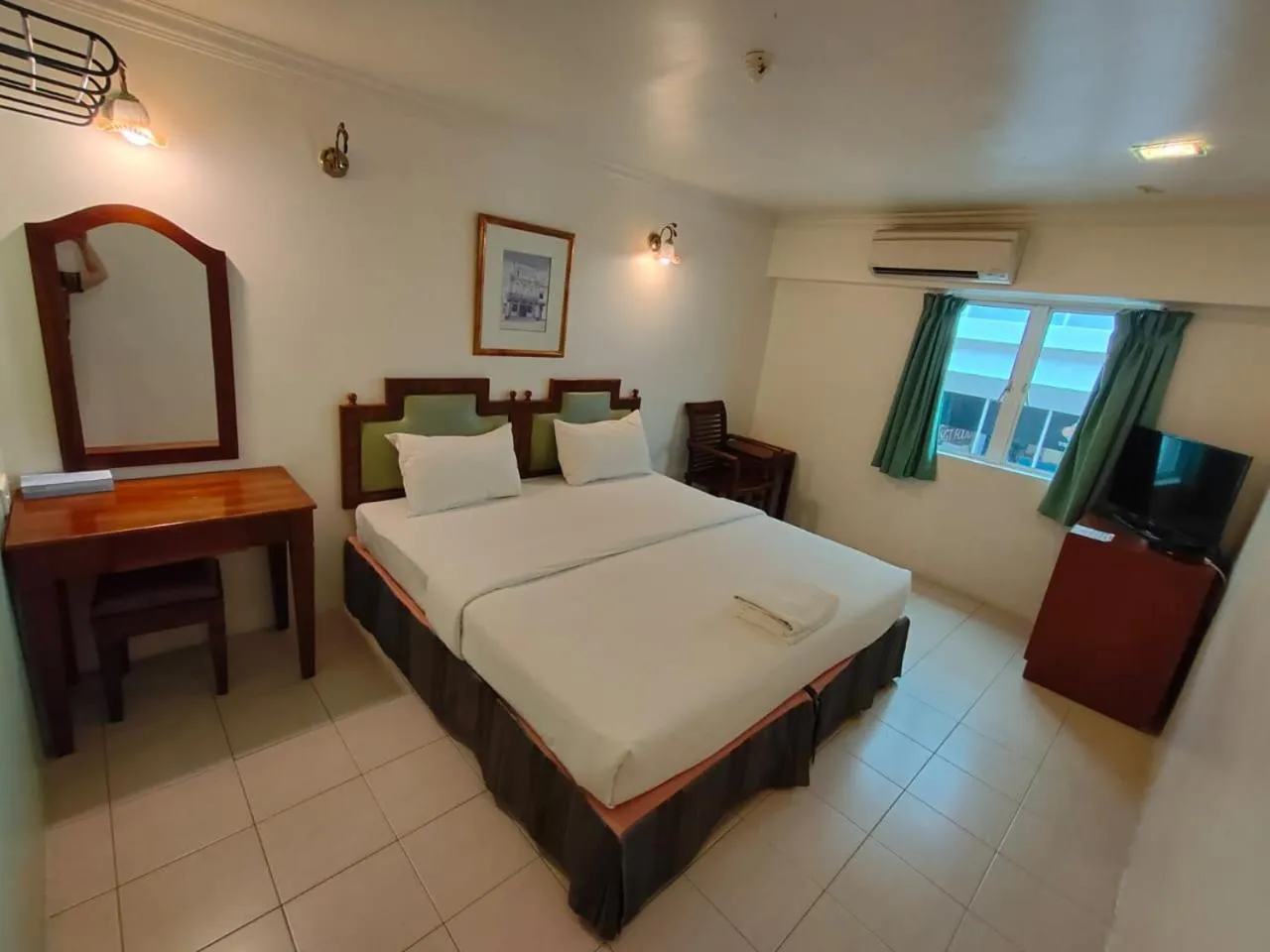 Bedroom, Bed in Hotel Johan