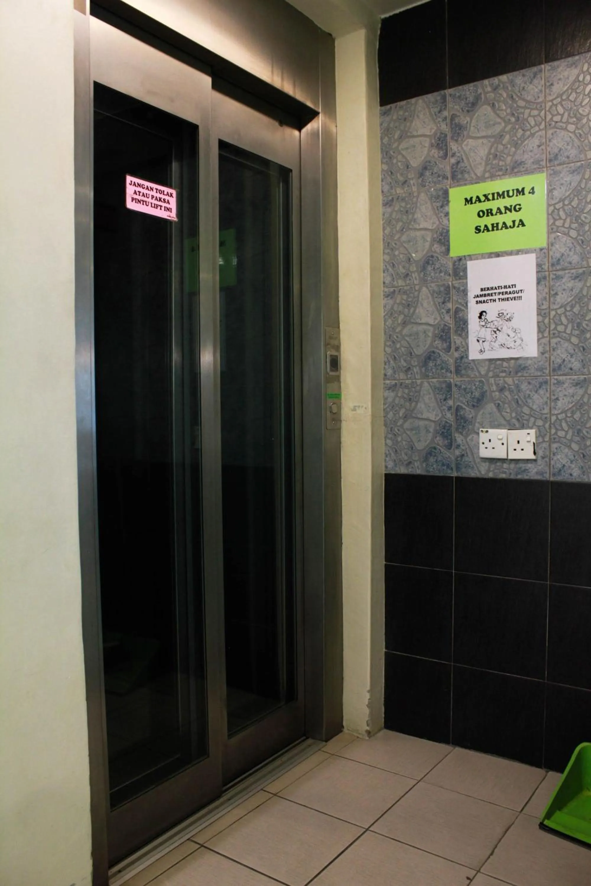 Facade/entrance in Hotel Johan