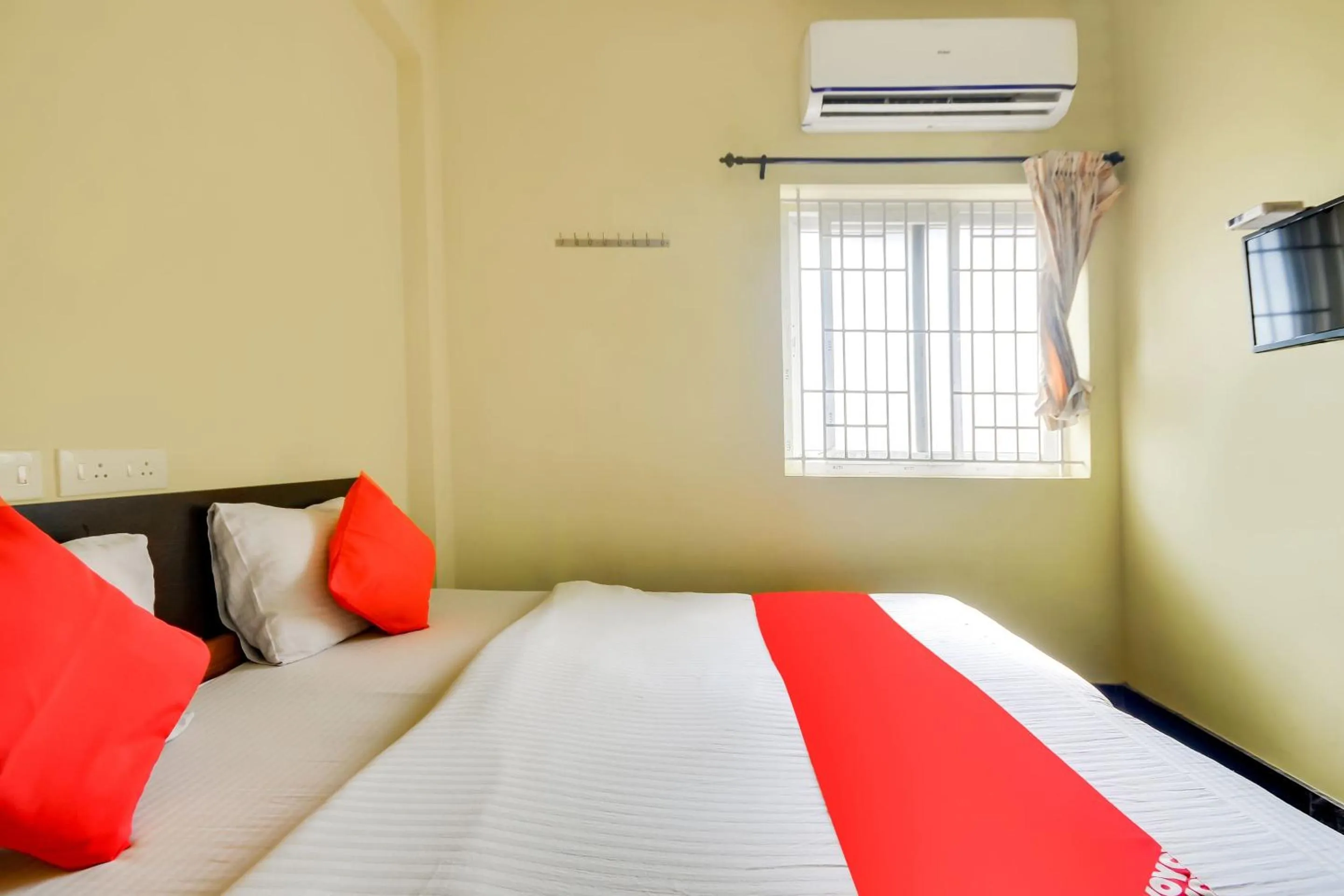 Bedroom in Hotel O St Residency