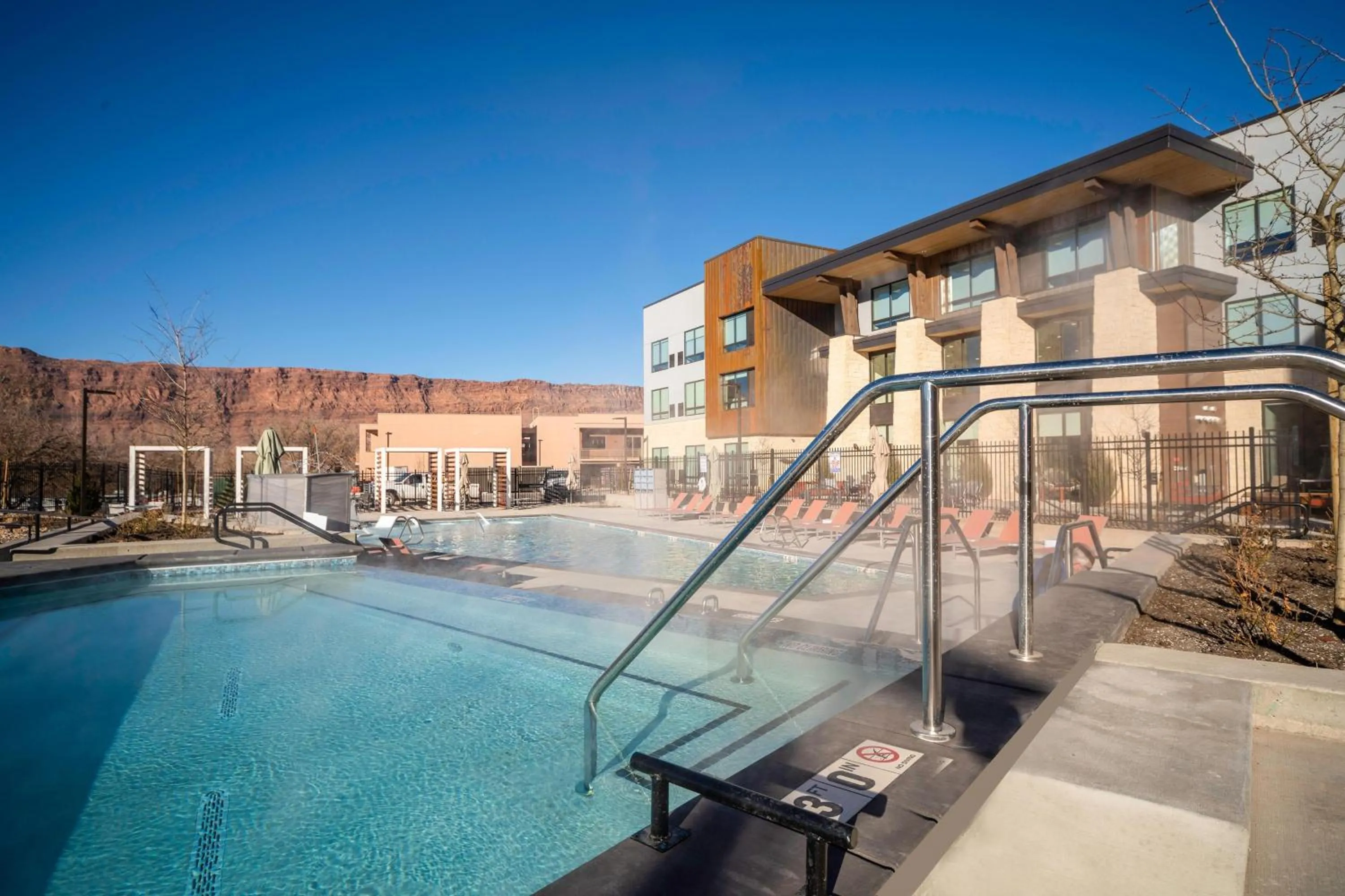 Swimming pool in Element Moab